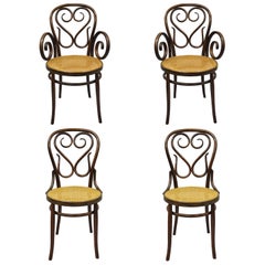 Antique Four Michael Thonet Bentwood Round Cane Seat Cafe Bistro Dining Chairs Gebruder