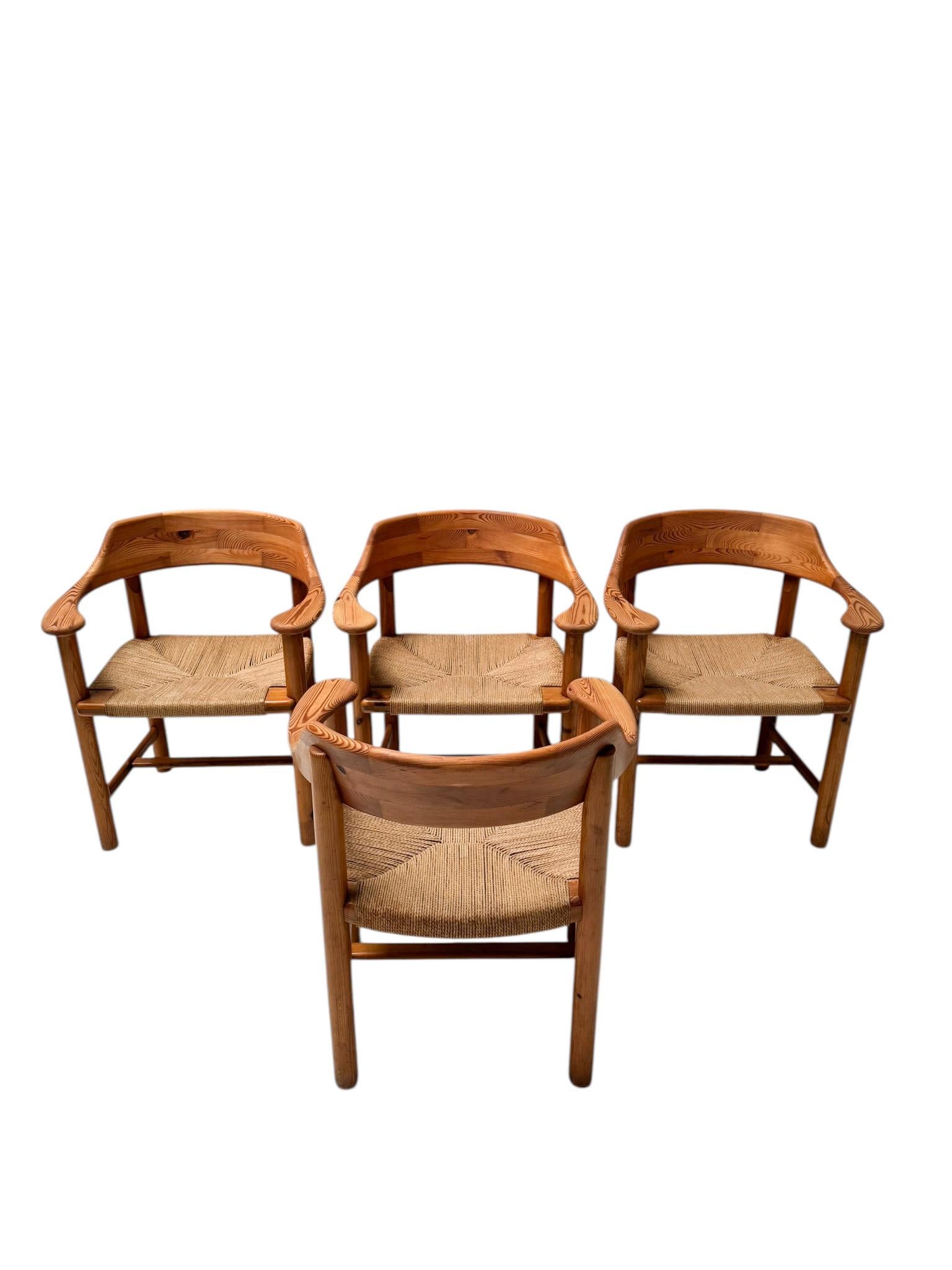 Quatre fauteuils modernes du milieu du siècle par Rainer Daumiller, 1970 Bon état - En vente à Amsterdam, NL