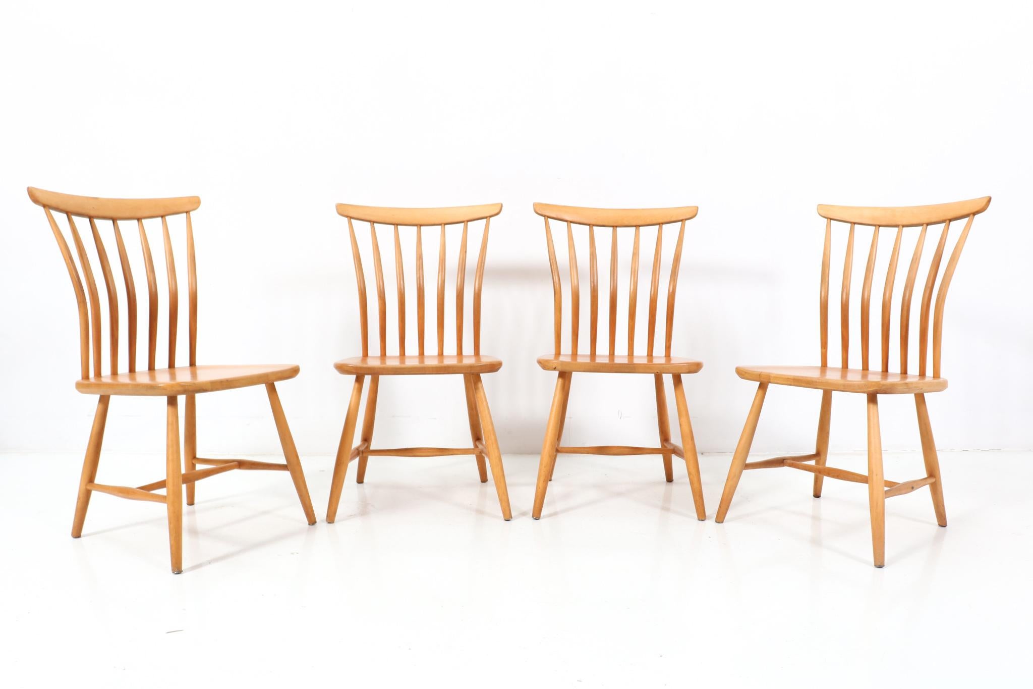 Mid-Century Modern Quatre chaises modernes du milieu du siècle par Bengt Akerblom & Gunnar Eklöf pour Akerblom en vente