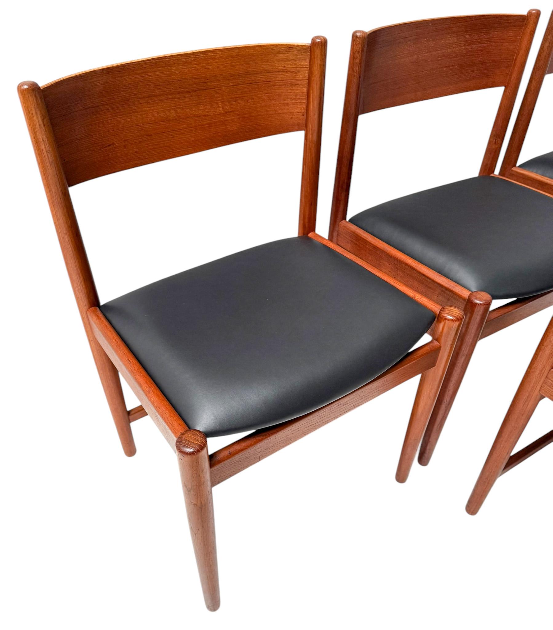Cuatro sillas de comedor modernas de mediados de siglo de Kurt Østervig para Sibast, años 60 en venta 4