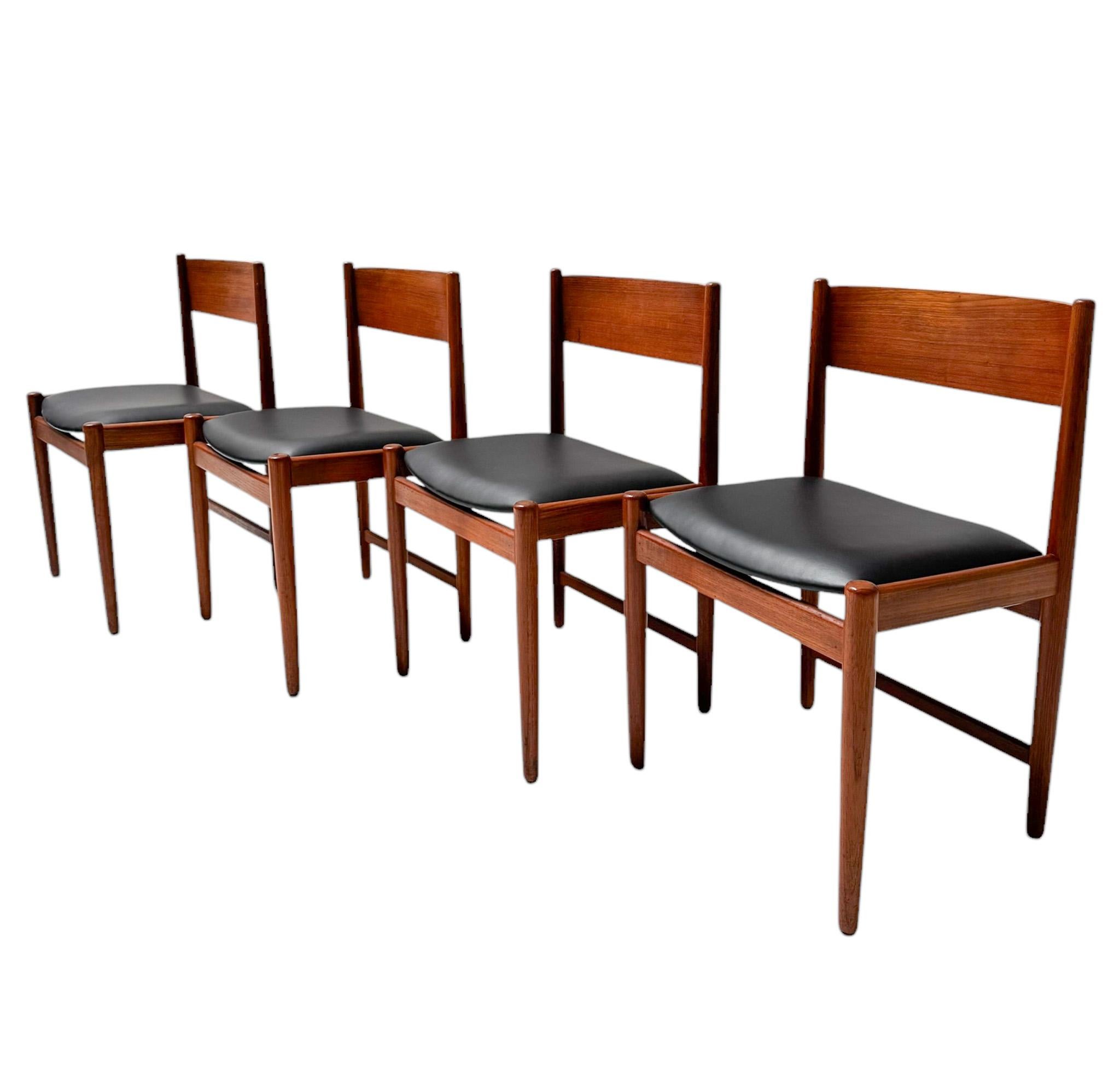 Cuatro sillas de comedor modernas de mediados de siglo de Kurt Østervig para Sibast, años 60 Moderno de mediados de siglo en venta