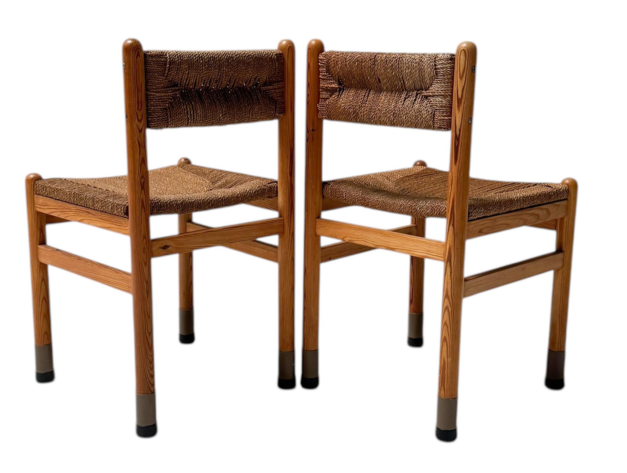 Corde en papier Quatre chaises de salle à manger modernes du milieu du siècle dans le style de Charlotte Perriand en vente