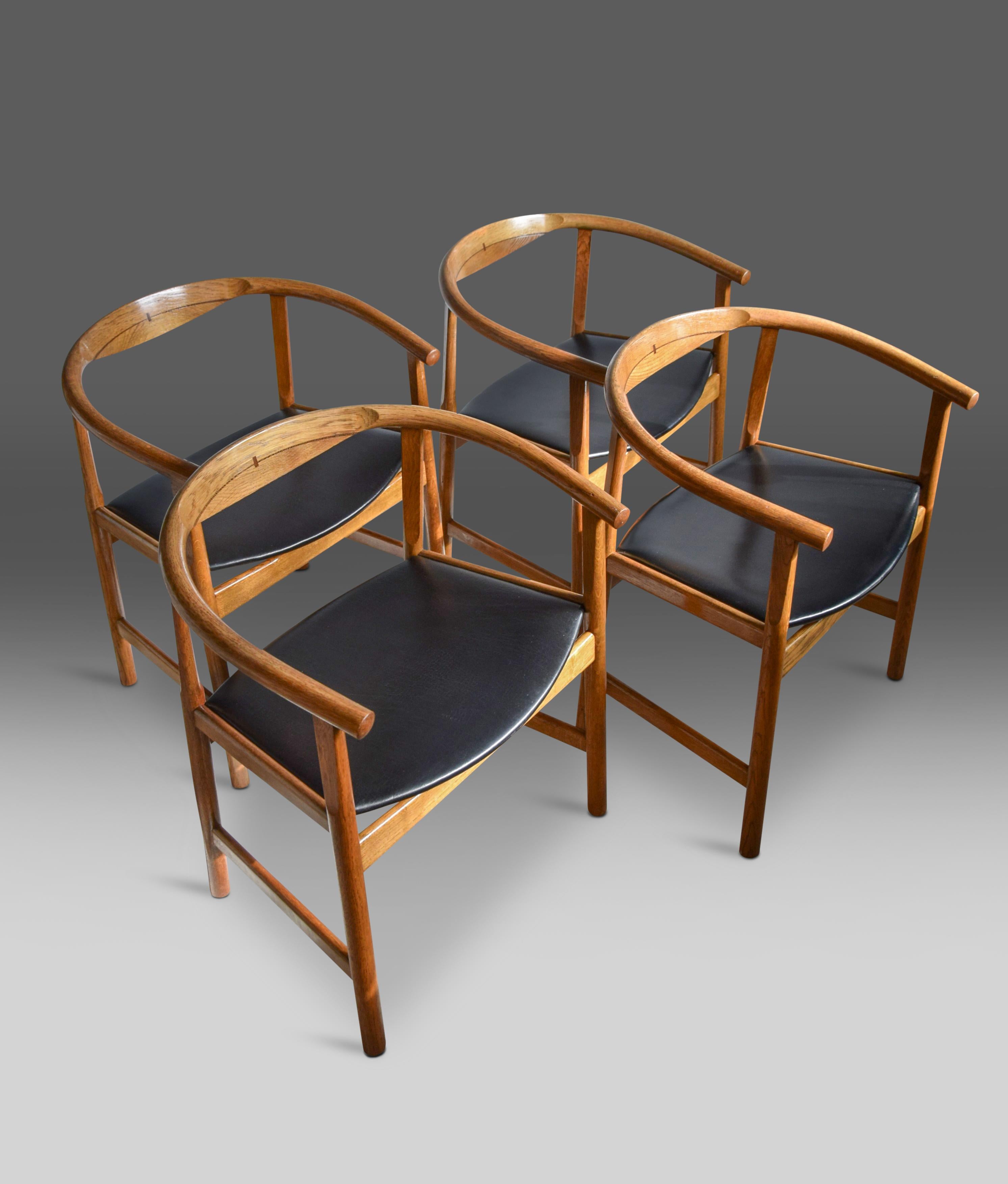 Quatre chaises en chêne et wengé de style moderne du milieu du siècle PP 203 de Hans Wegner en vente 5