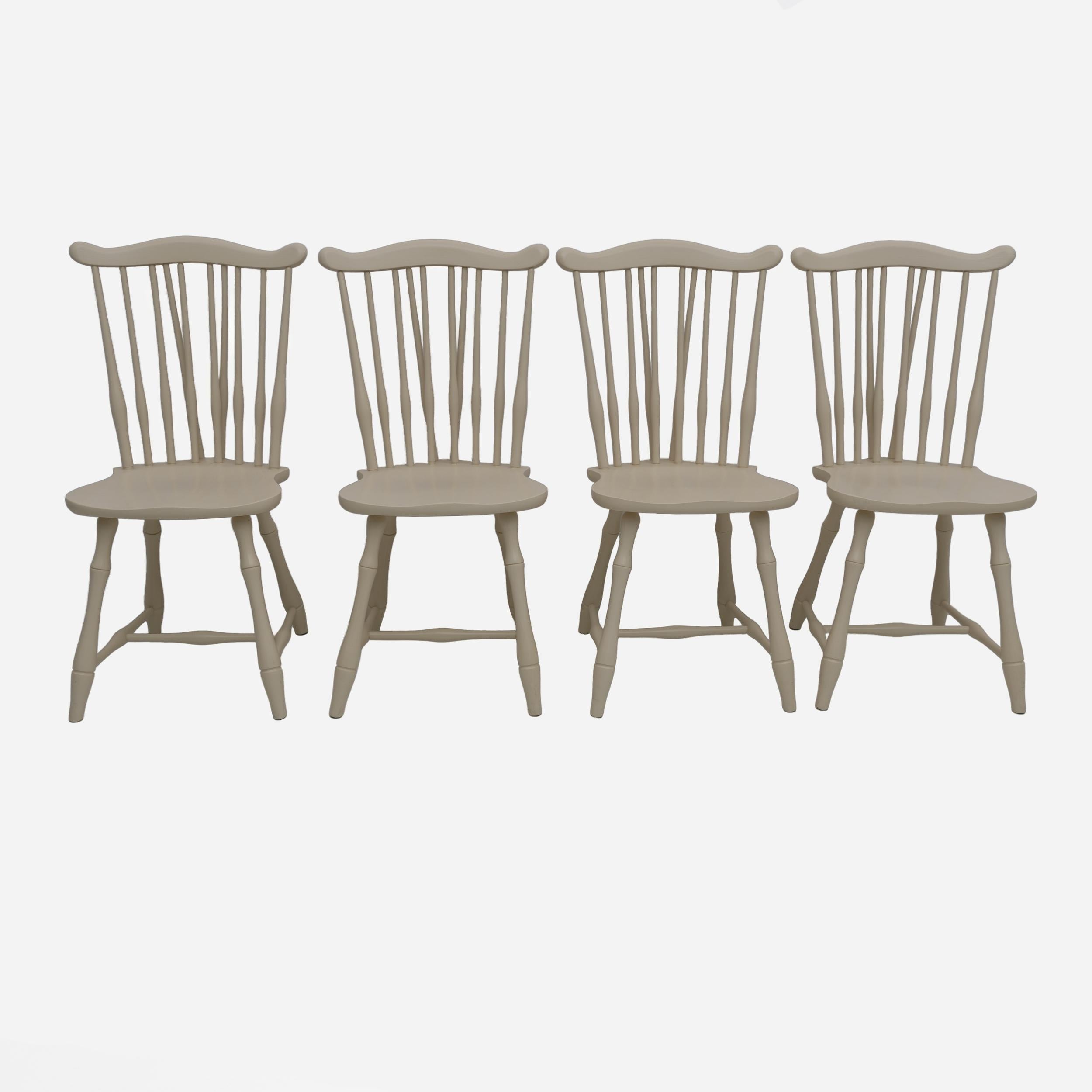 Four Mid-Century Modern Italian Lacquer Dining chairs by Pizzetti Roma, 1960s For Sale 2