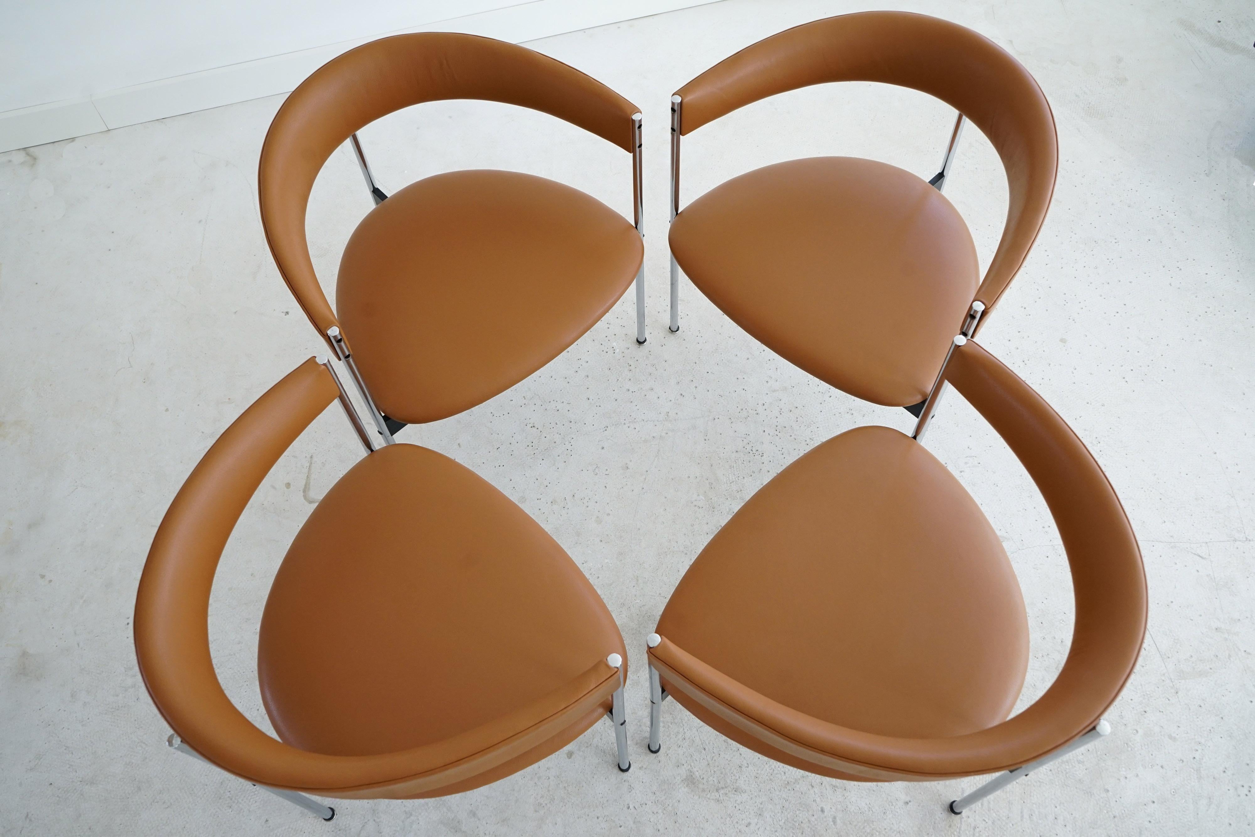 Four Mid-Century Three-legged Chairs by Dieter Waeckerlin for Idealheim, 1970s For Sale 1