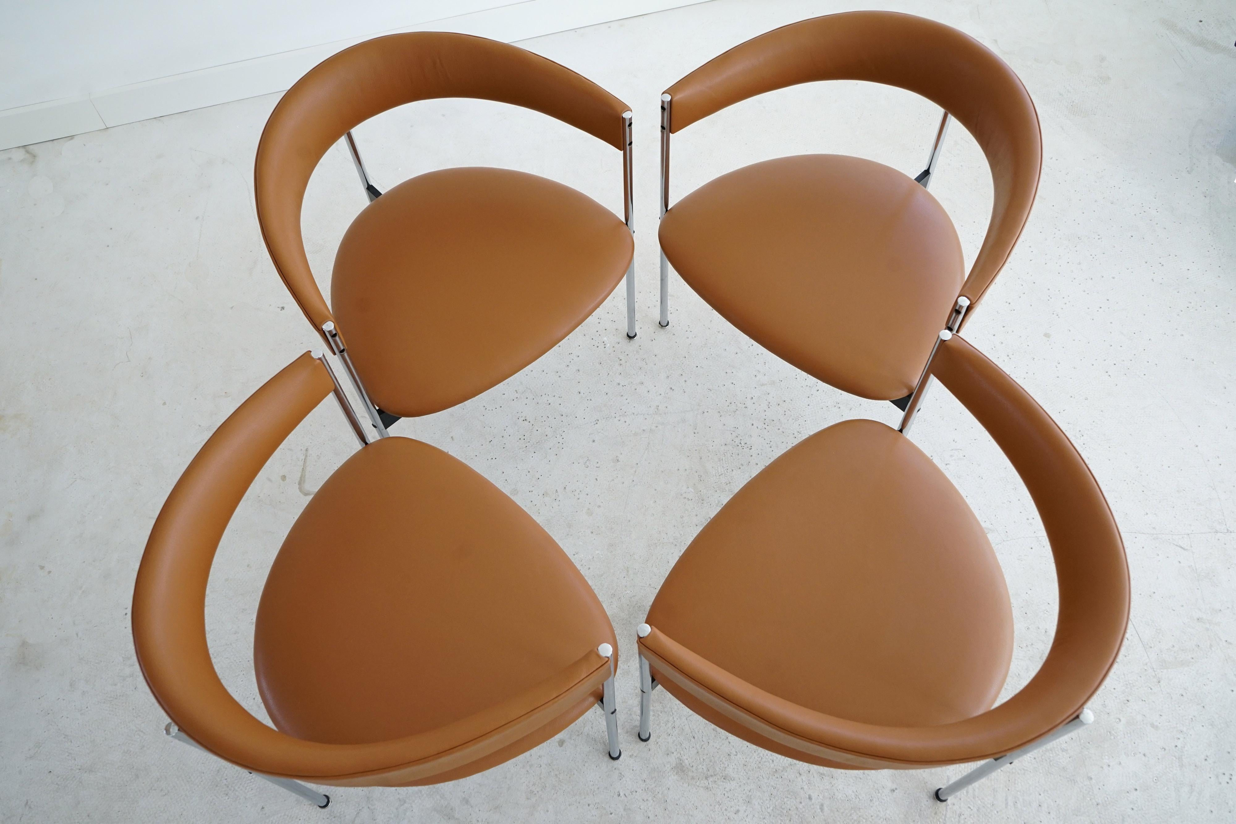 Four Mid-Century Three-legged Chairs by Dieter Waeckerlin for Idealheim, 1970s For Sale 3