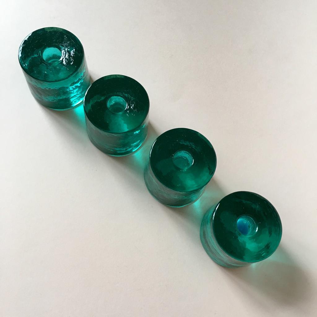 Christer Sjögren designed this art glass candlestick holder for Lindshammer in 1960s.
Nice light play under the sun.
Each piece is like new, with original label.