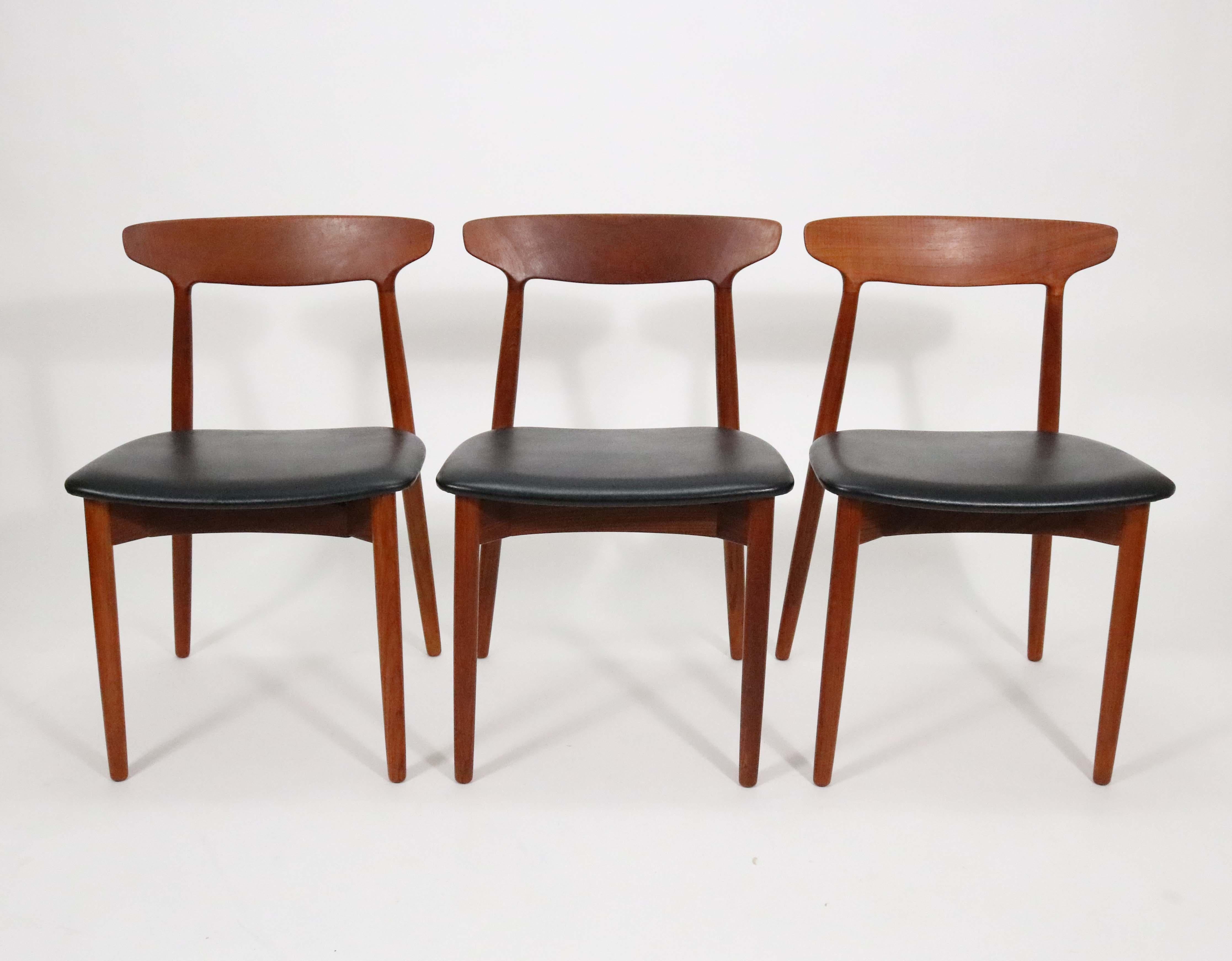 Scandinavian Modern Four Model 59 Dining Chairs by Harry Østergaard for Randers Mobelfabrik
