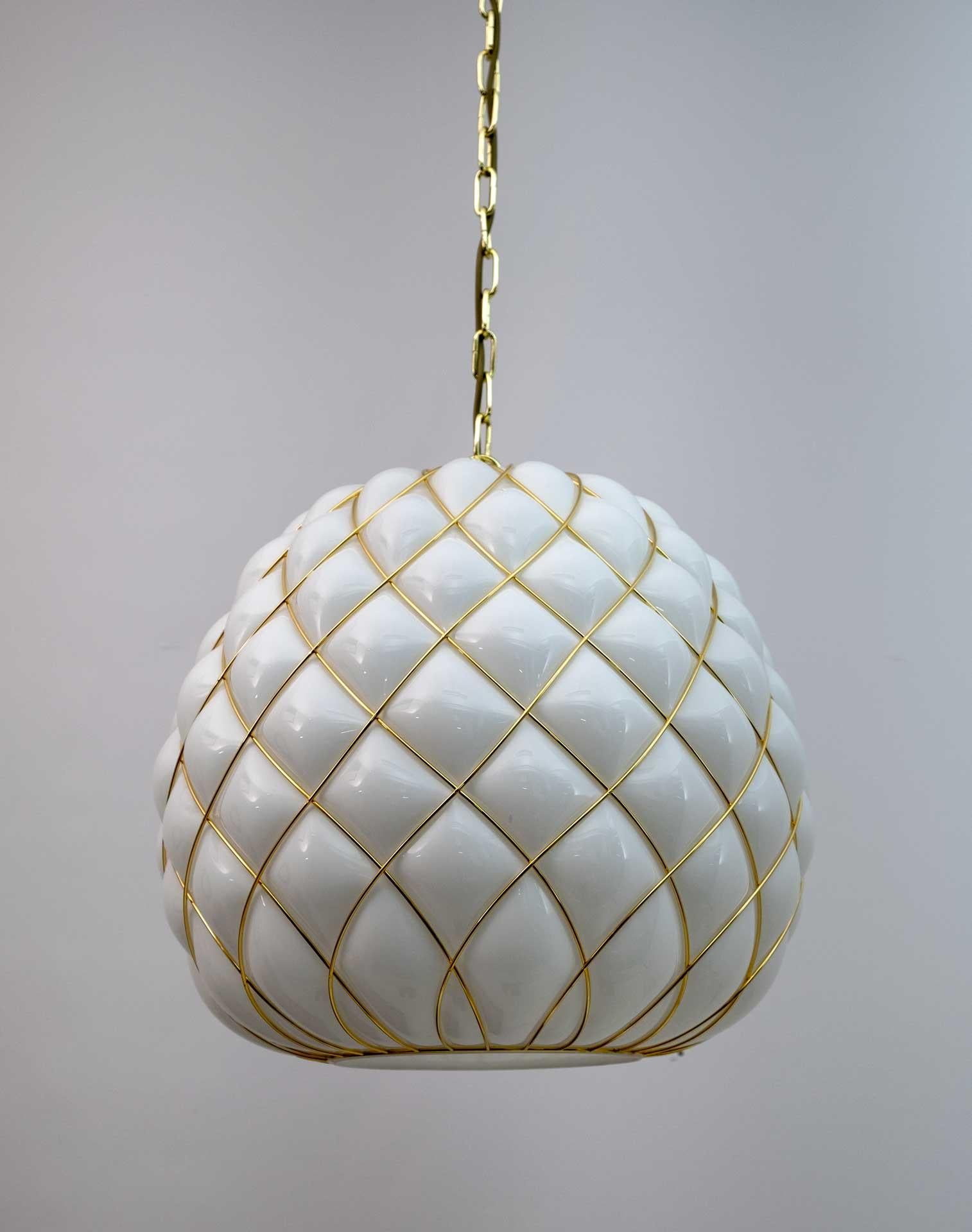 Italian Four Modern Brass and Caged Murano Glass Large Pendant Lamps by Fontana Arte For Sale