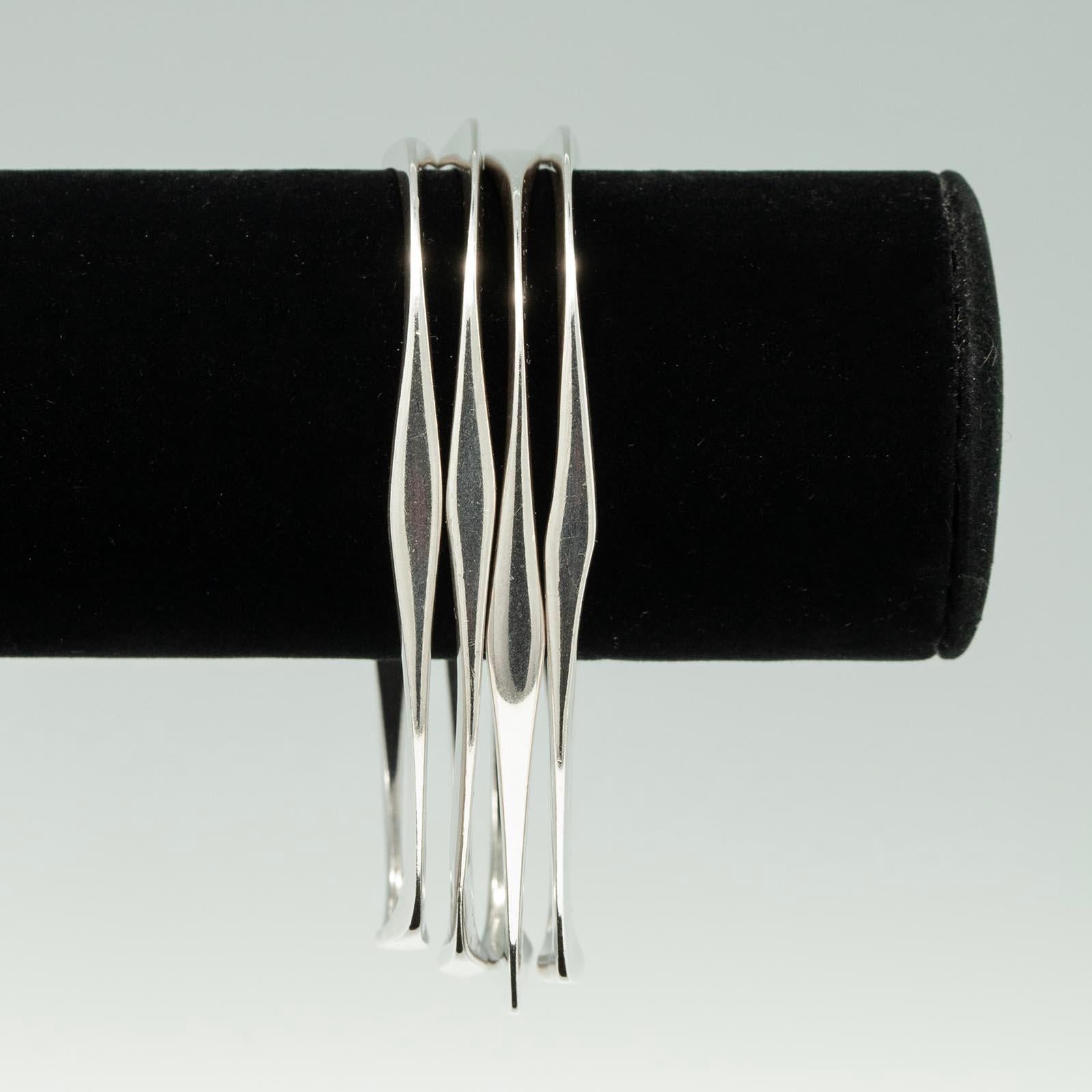 Quattro braccialetti moderni a forma di quadrato in argento In condizioni buone in vendita a Point Richmond, CA