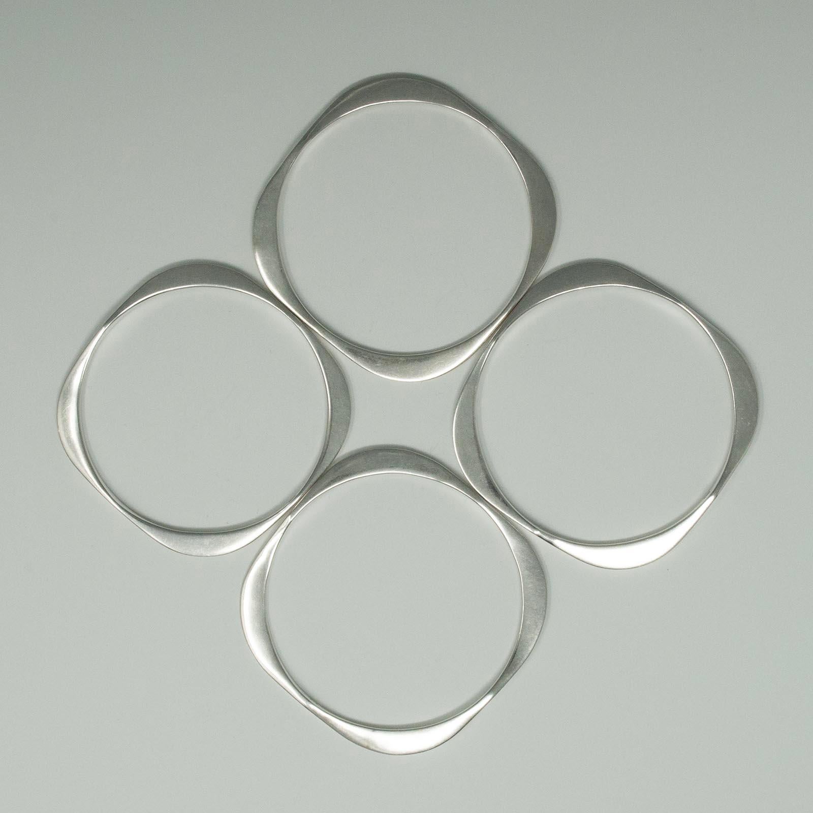 da uomo o donna Quattro braccialetti moderni a forma di quadrato in argento in vendita