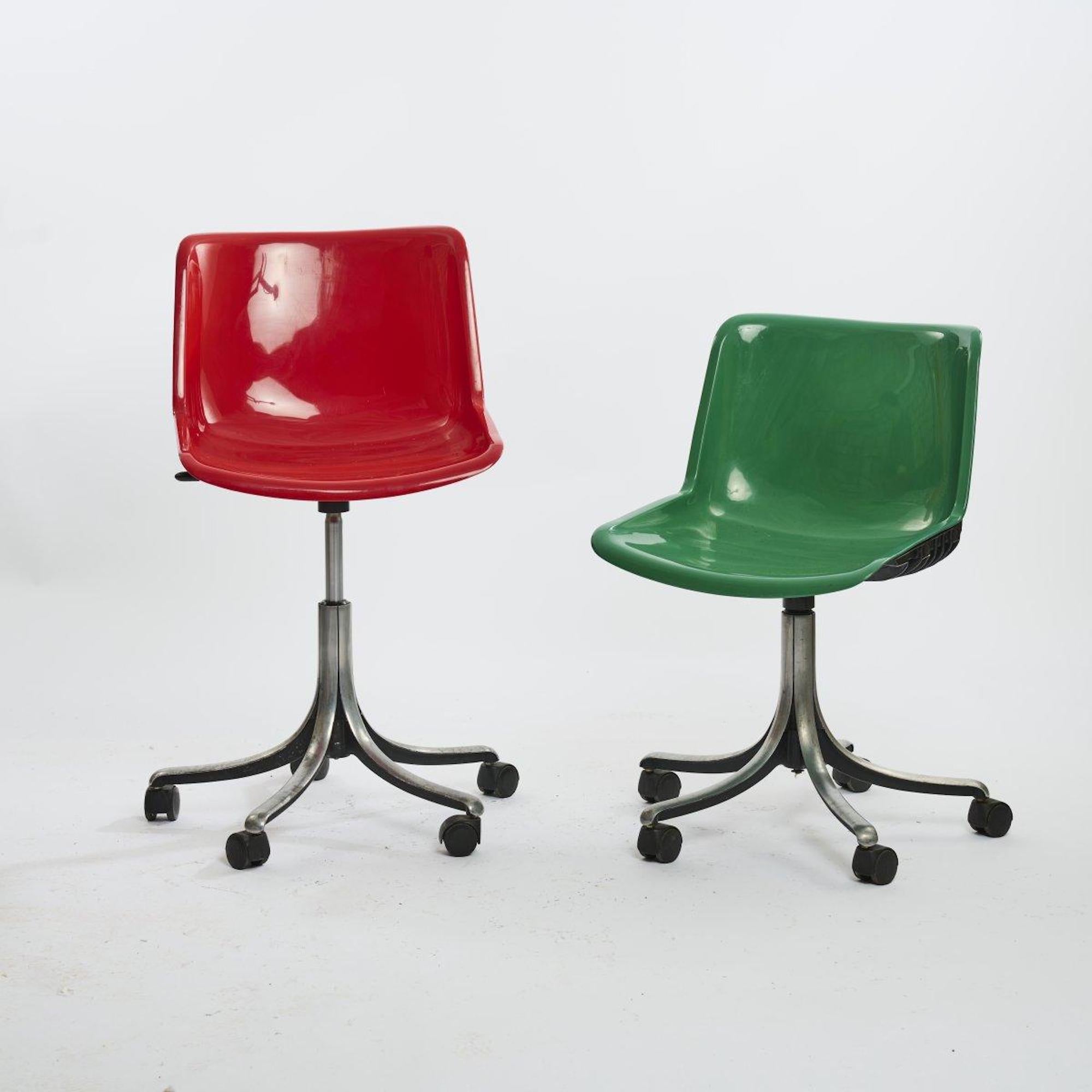 Four Modus Work Chairs by Centro Progetti Tecno, 1972. In Good Condition For Sale In Roma, IT