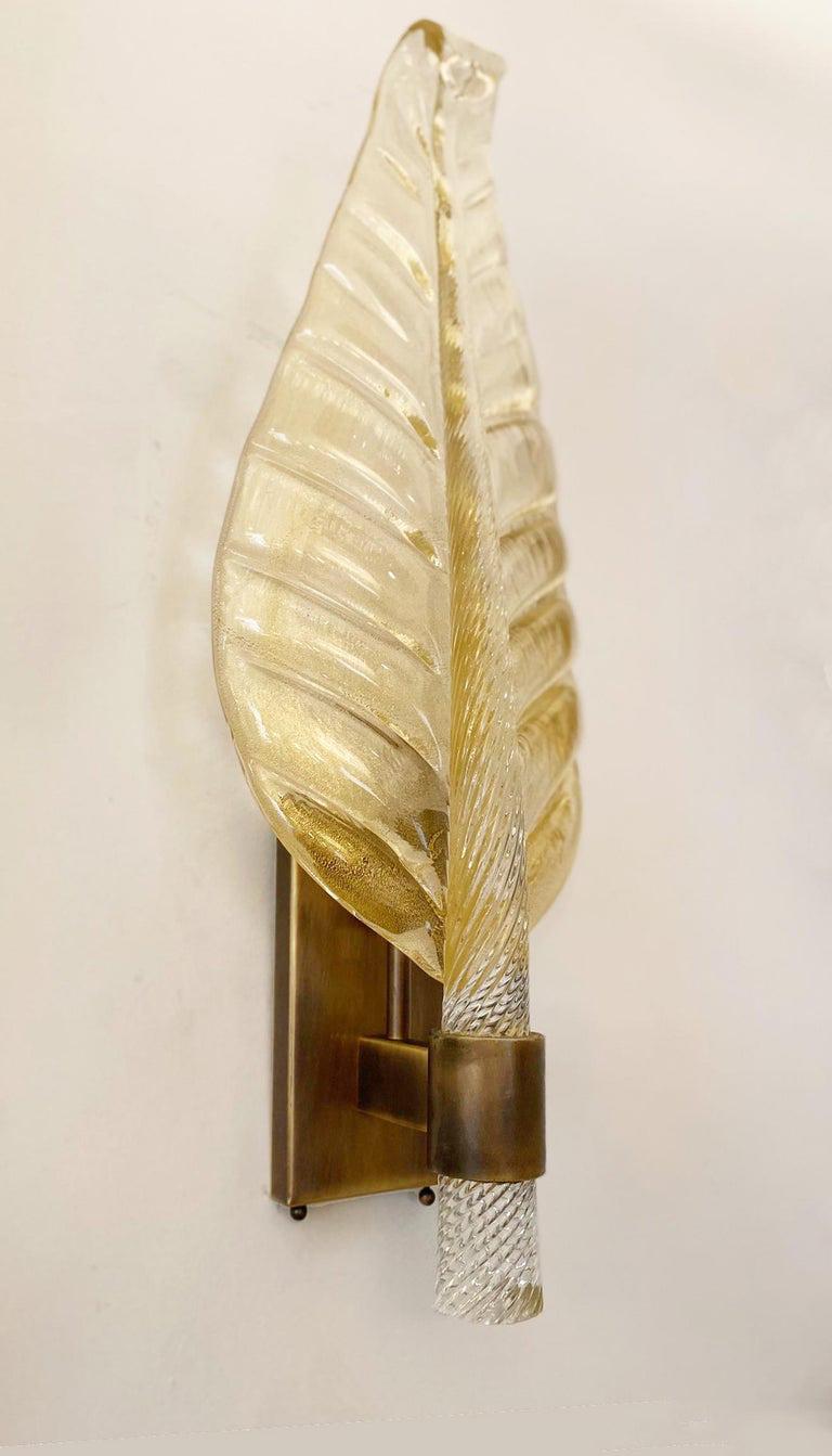 Four Murano Glass Leaf Wall Lights, Art Deco style, in Stock In New Condition For Sale In Miami, FL