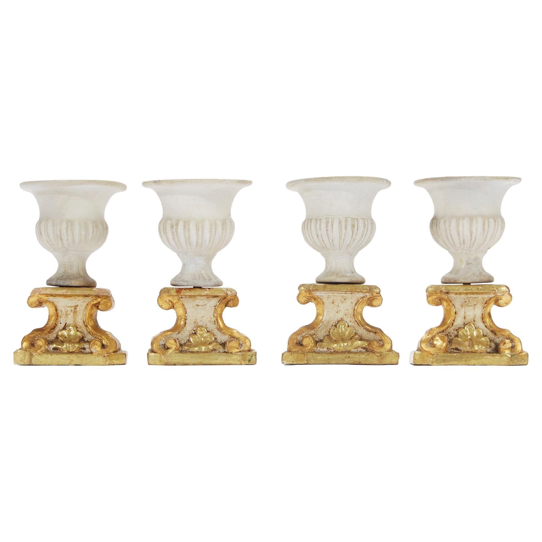 Four Neoclassical Italian Biscuit Vases on Giltwood Bases Table Decorations For Sale