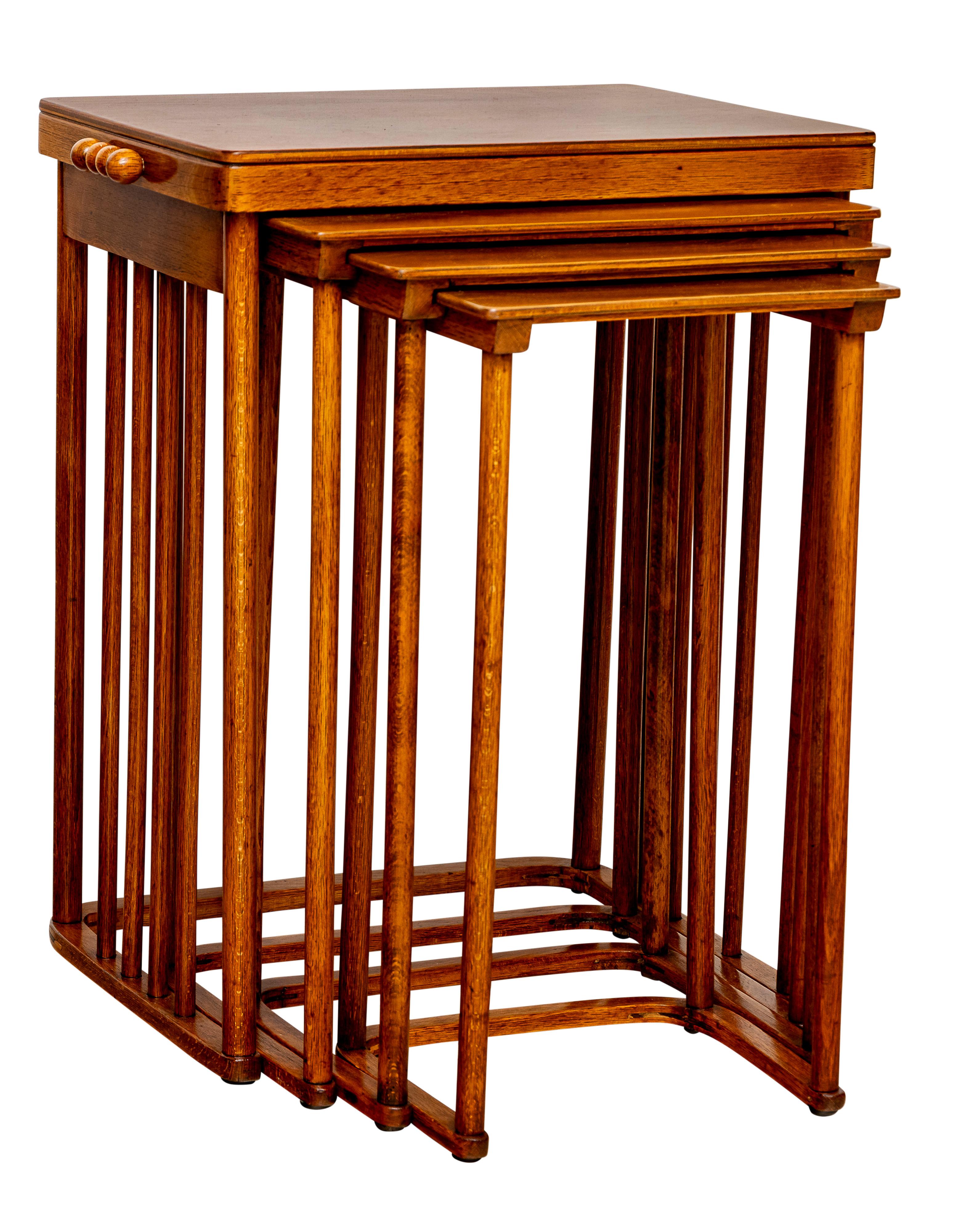 Vier Nisttische Josef Hoffmann J. & J. Kohn ca. 1910 (Österreichisch) im Angebot