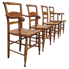 Cuatro sillas de comedor Nichols & Stone, Asientos Rush, Rústico, Granja, Vintage