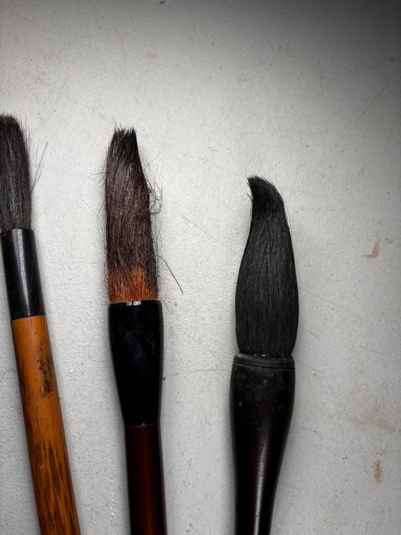Four Old Japanese and Chinese Ink Wash Painting Calligraphy Brushes, Rare Find In Good Condition In South Burlington, VT