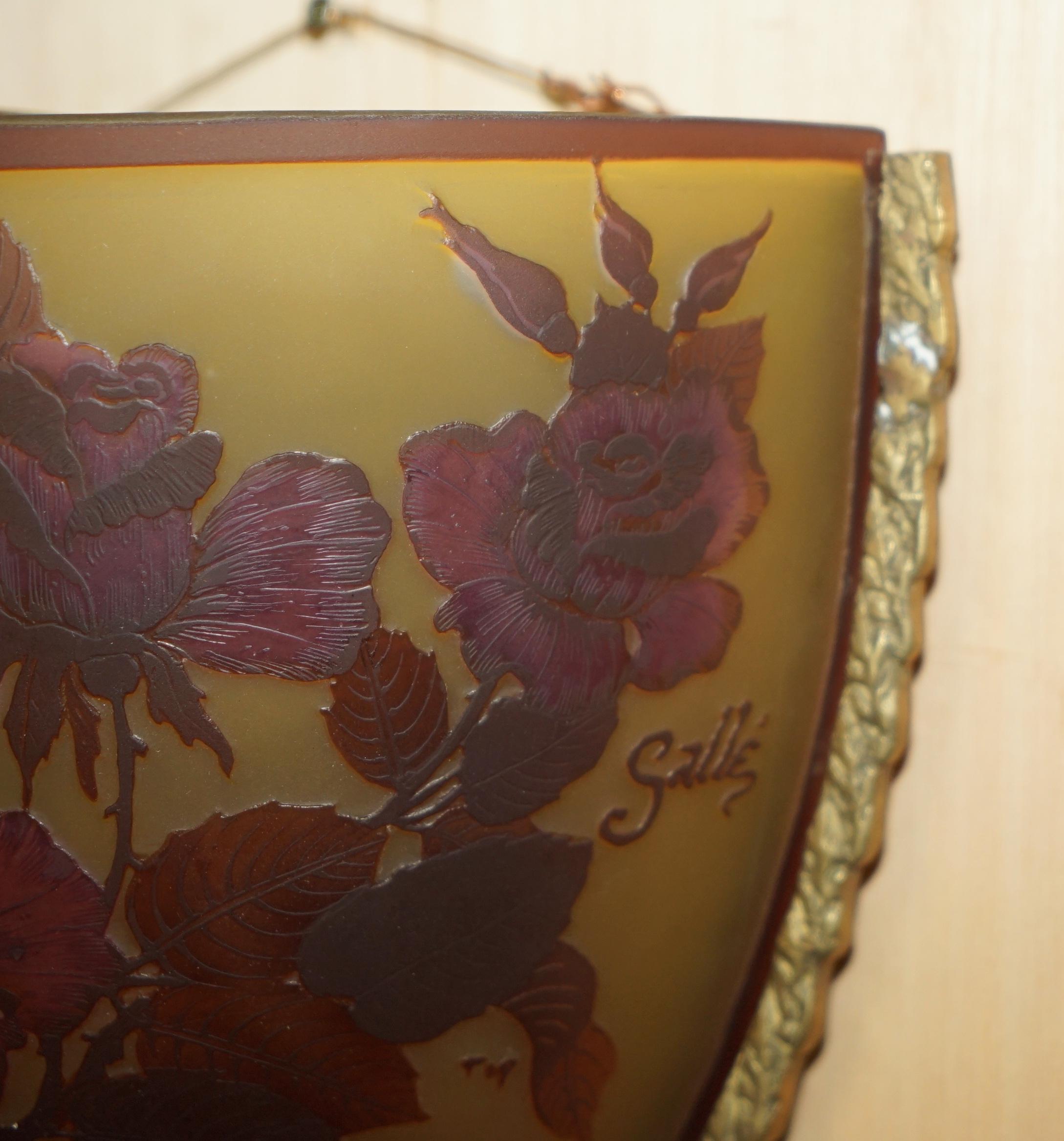 VIER ORIGINALE FRANZÖSISCHE EMILE GALLE CAMEO GLAS & BRASS WANDMONTAGE LICHTER im Angebot 5