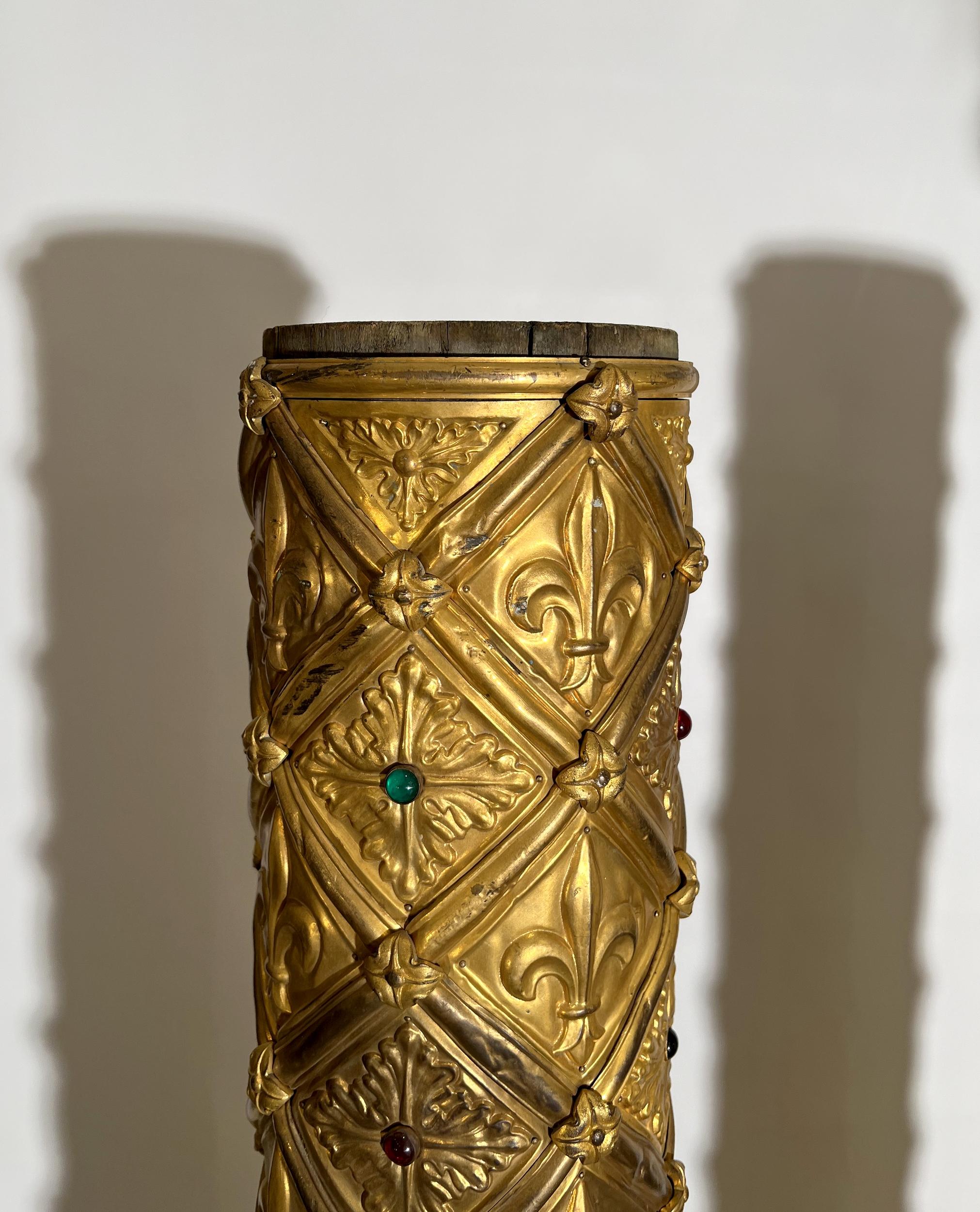 Français Quatre colonnes ornementales, France, vers 1850 en vente