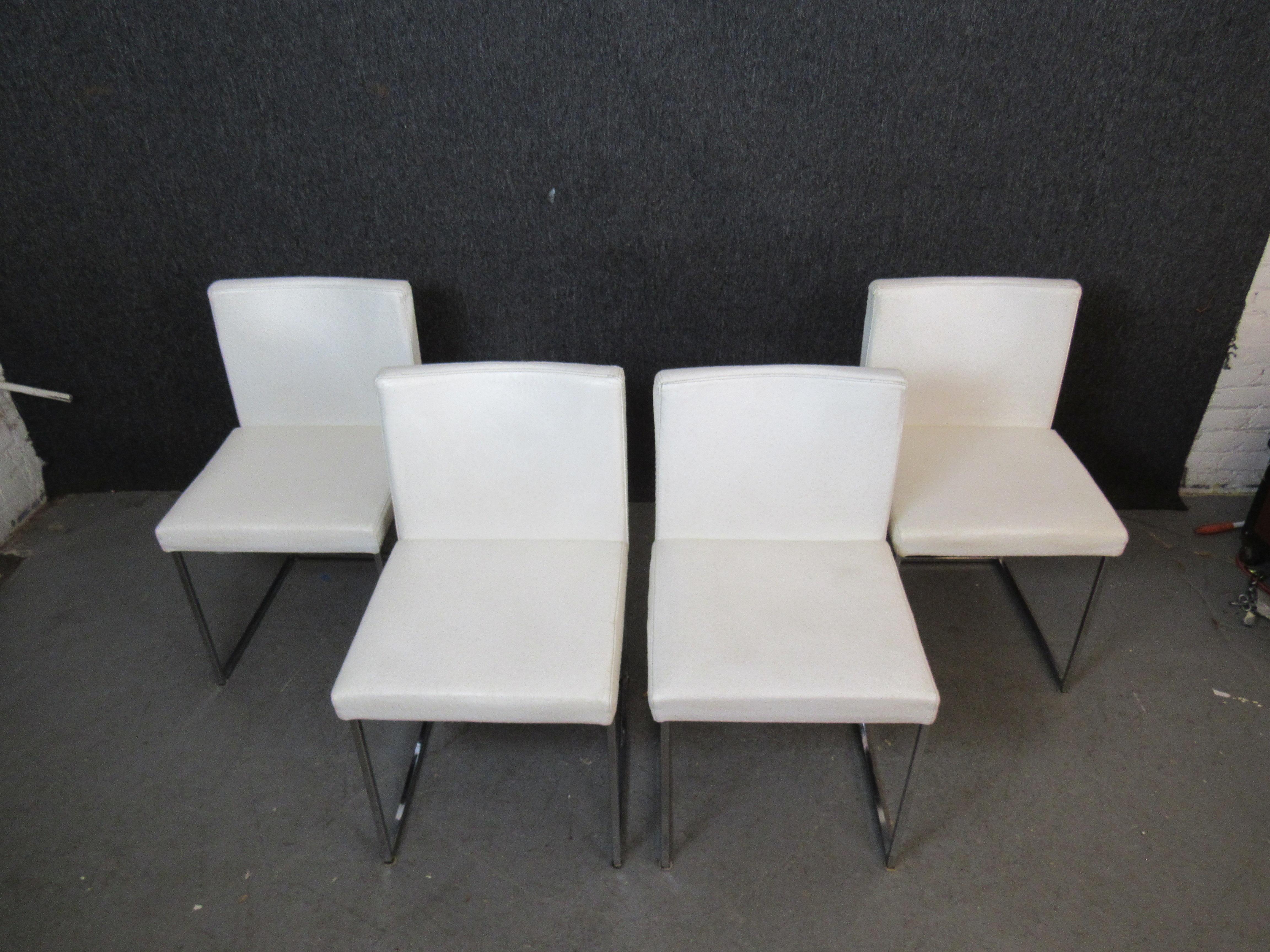 Mid-Century Modern Four Ostrich Leather Dining Chairs by Calligaris For Sale