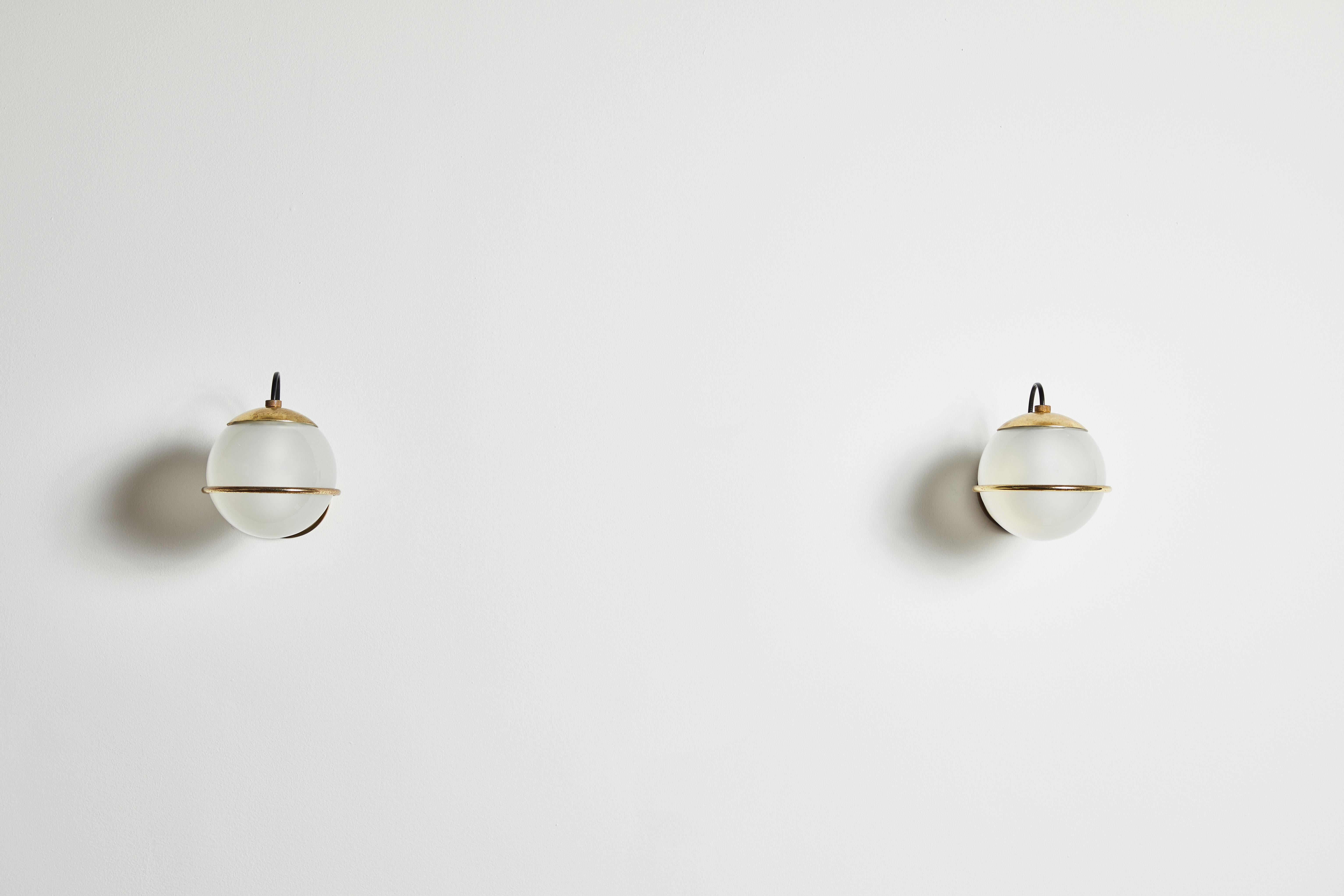Brass Pair of Model 237/1 Sconces by Gino Sarfatti for Arteluce