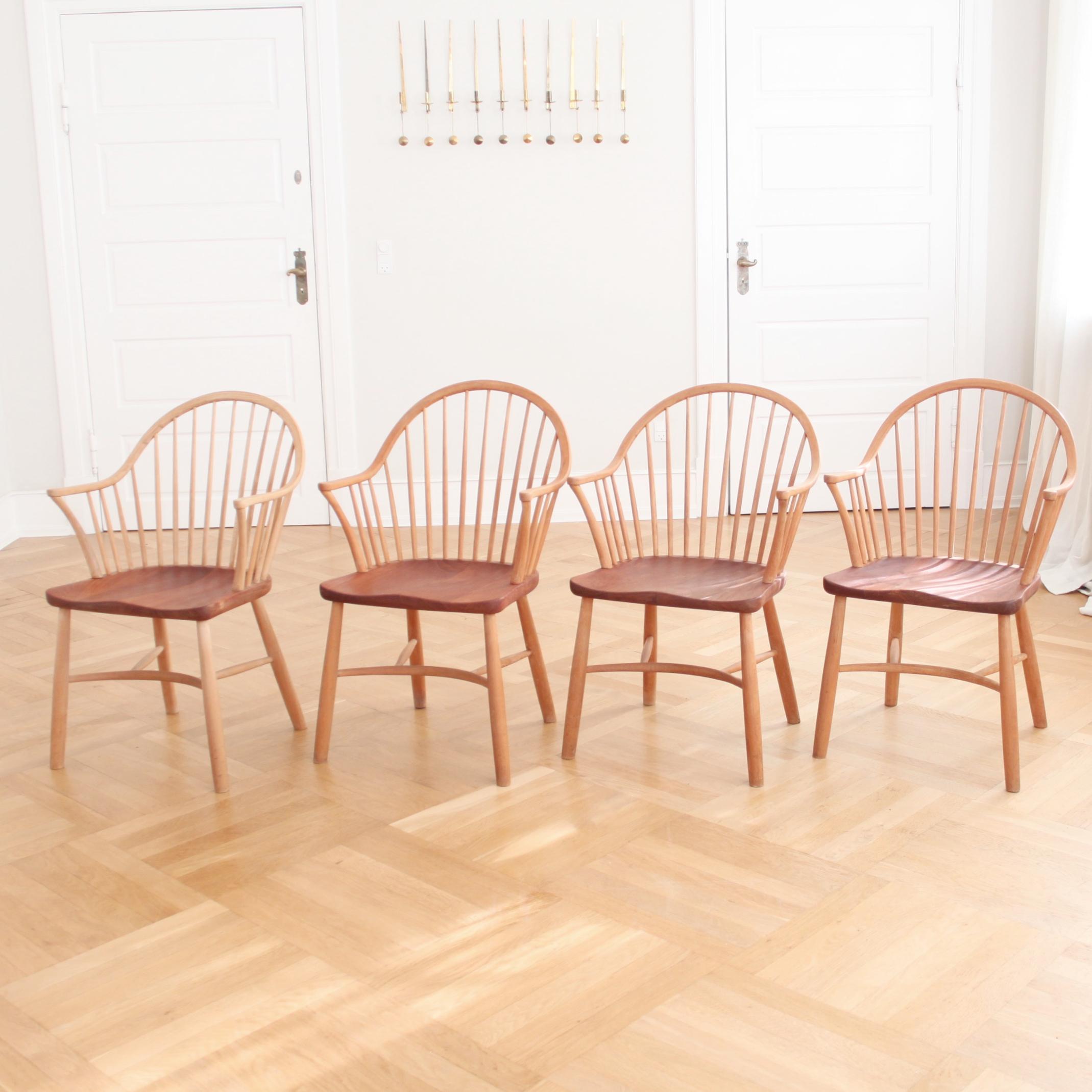 Four Palle Suenson dining chairs, Au Coq D'Or, Fritz Hansen, Denmark 1947 For Sale 1