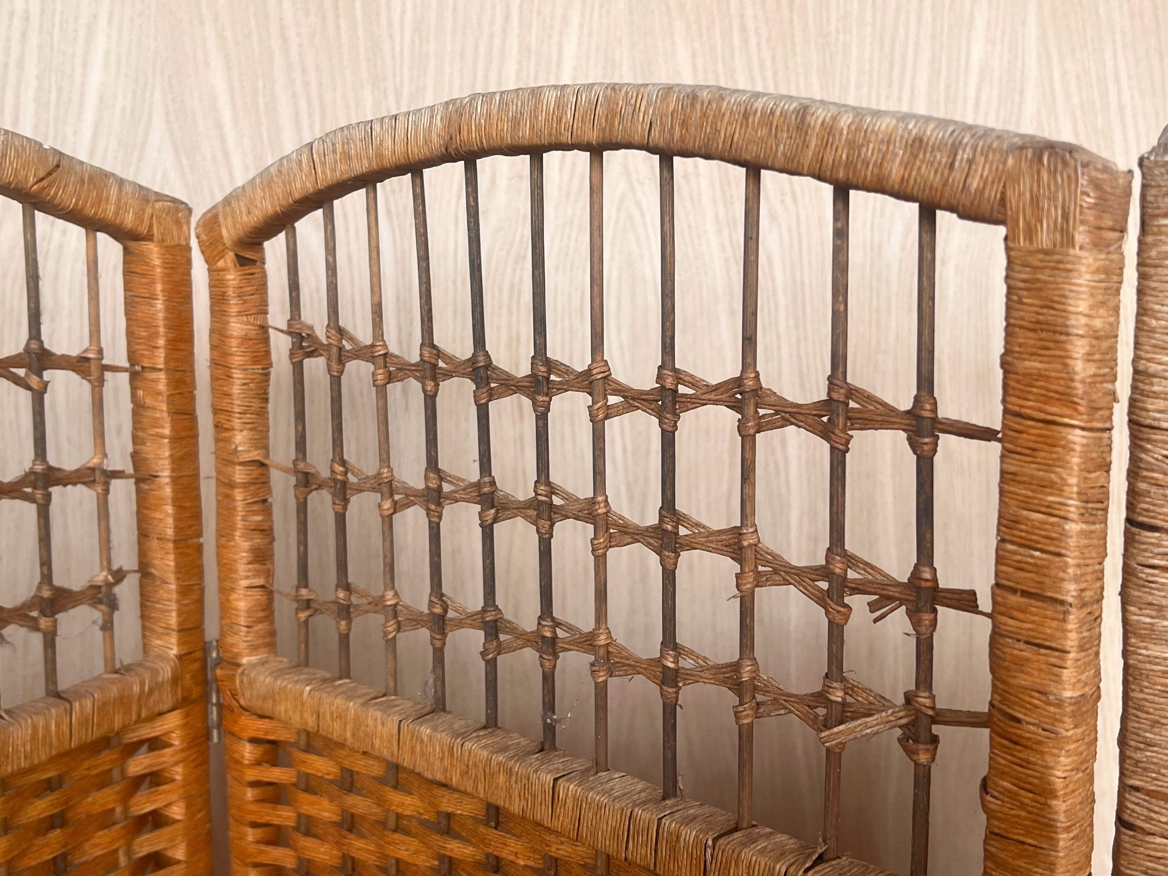 20th Century Four-Panel Bamboo Wicker Rattan Folding Screen Room Divider, France 1960s For Sale