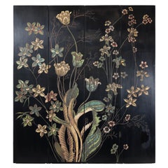 Biombo de cuatro paneles lacado en negro con diseño floral pintado a mano