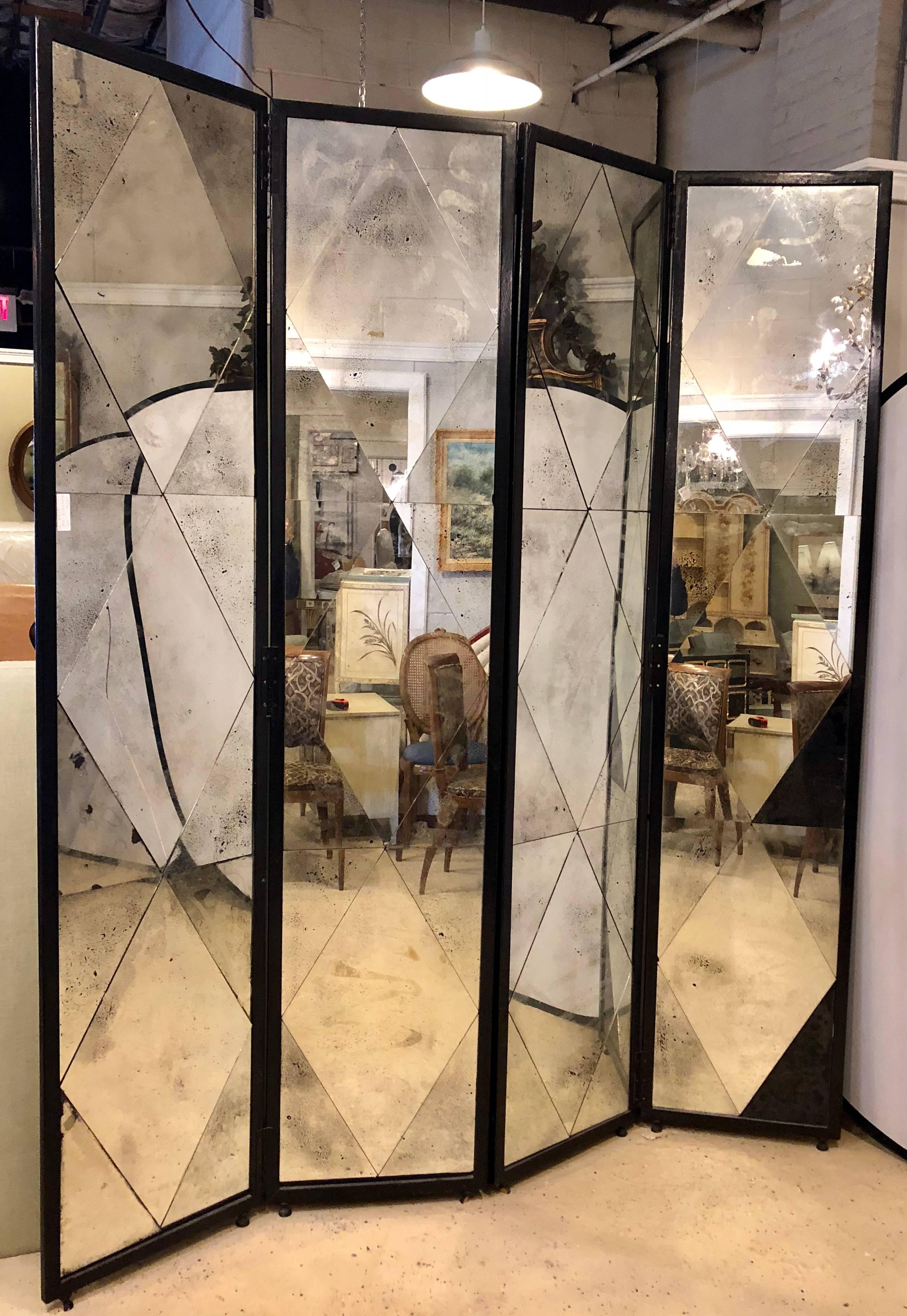 Four Panel Double Sided Floor Screen or Room Divider Distressed Diamond Mirror In Good Condition In Stamford, CT