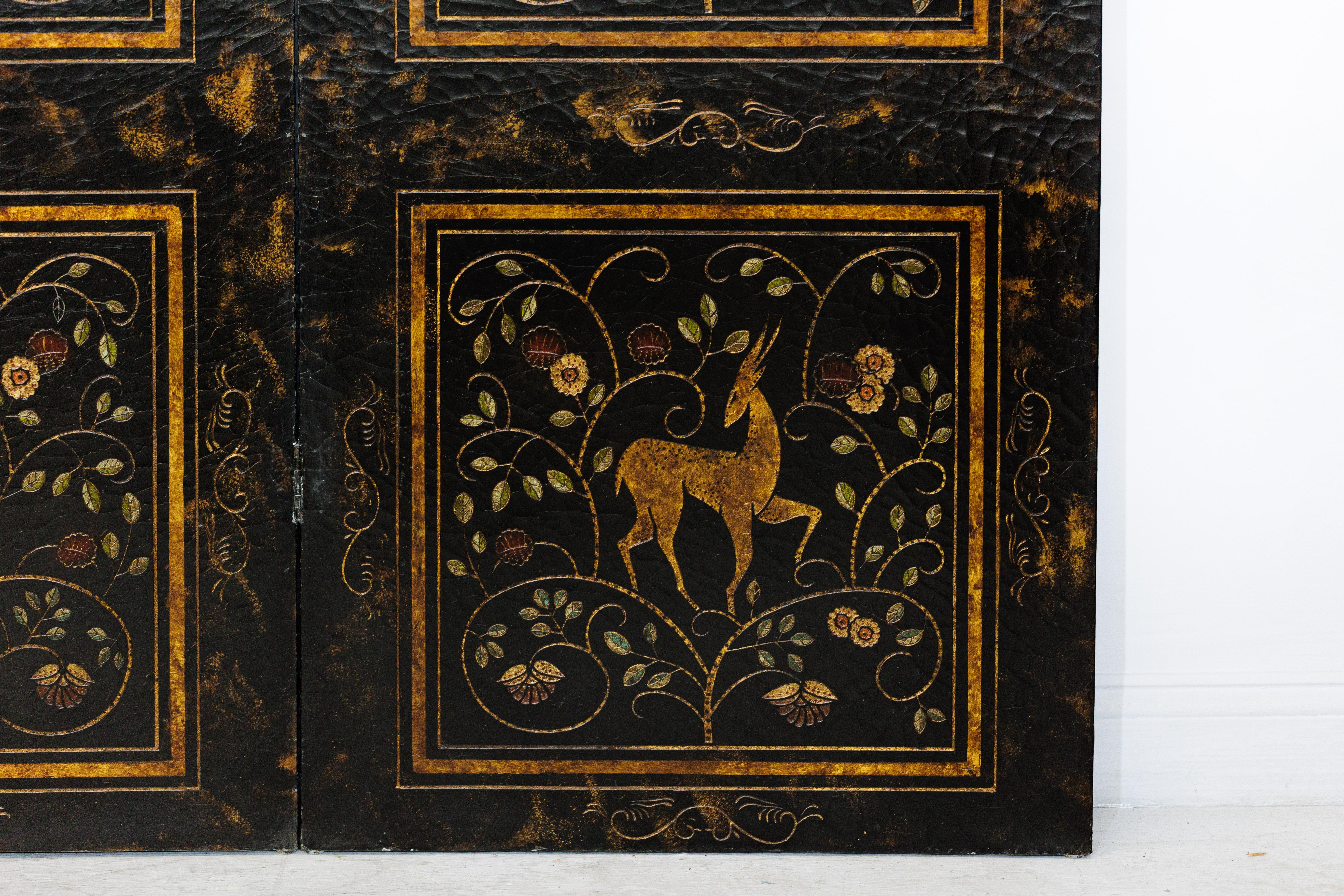 Four-Panel Gilt Black Lacquered Screen with Deer and Floral Motifs For Sale 5