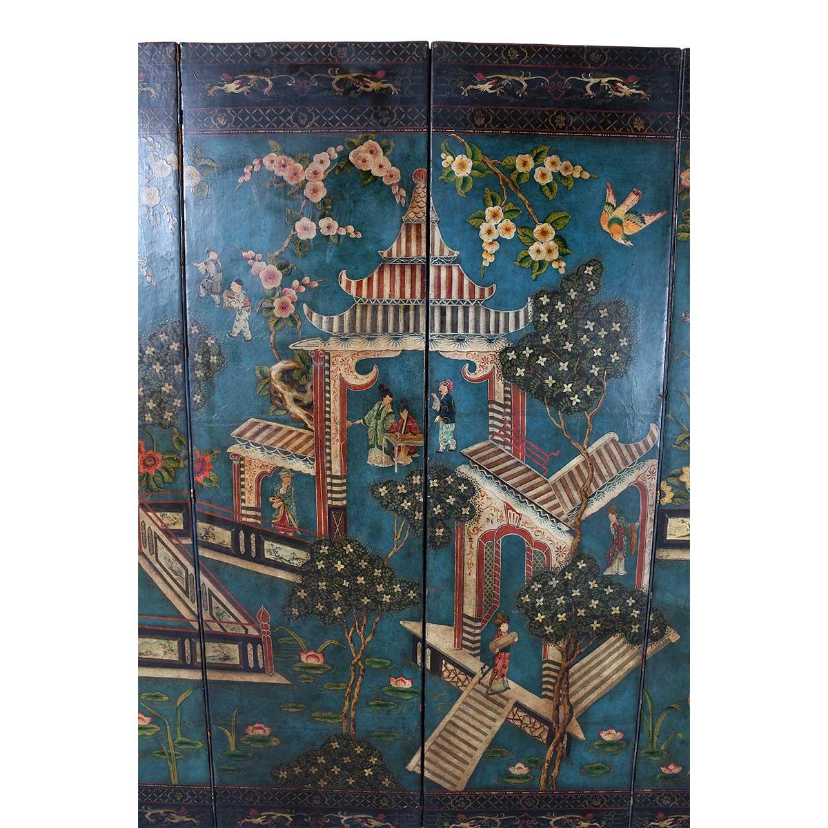 Biombo Chinoiserie de Piel de Cuatro Paneles con Fondo Azul en Bueno estado para la venta en Harrodsburg, KY