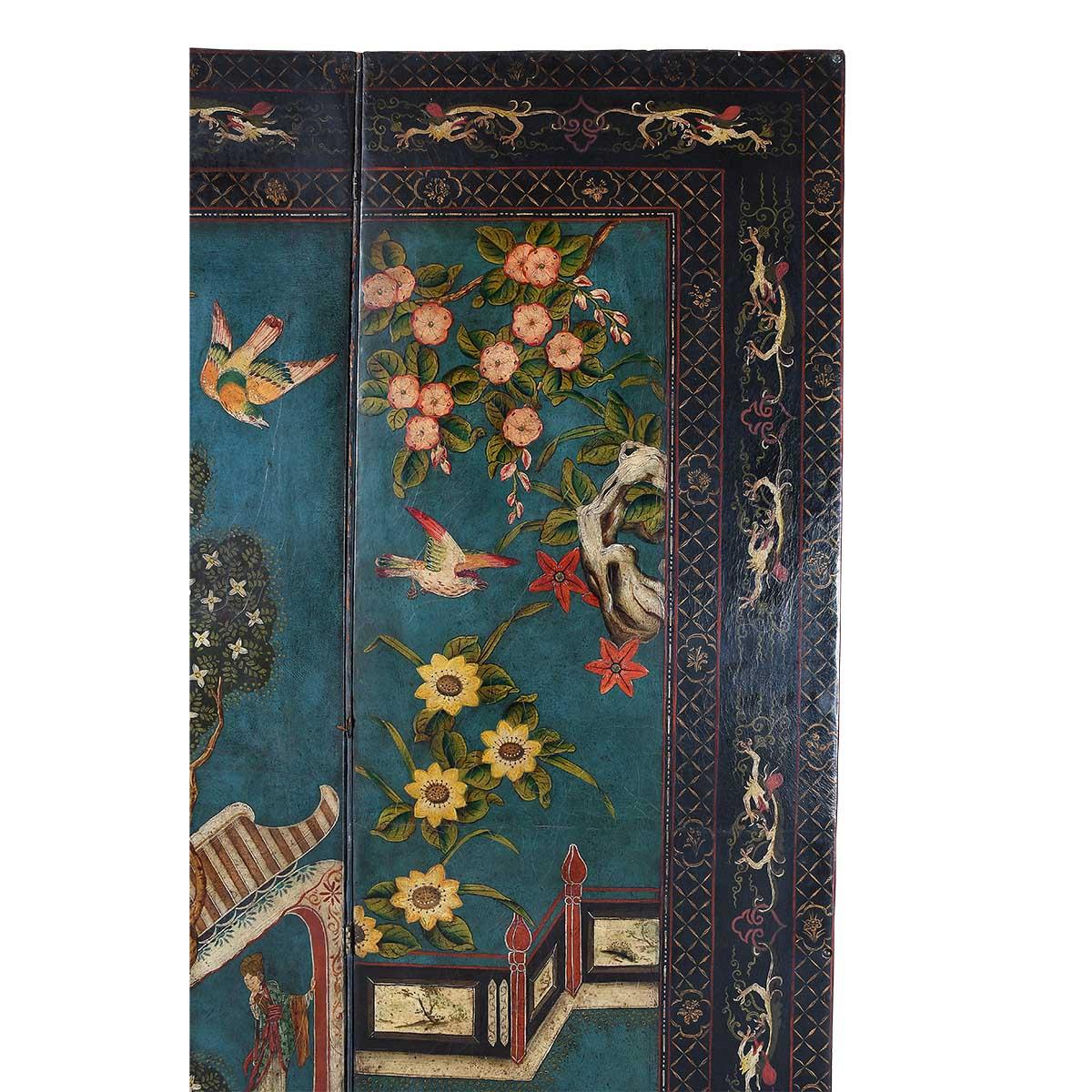 Biombo Chinoiserie de Piel de Cuatro Paneles con Fondo Azul siglo XIX en venta