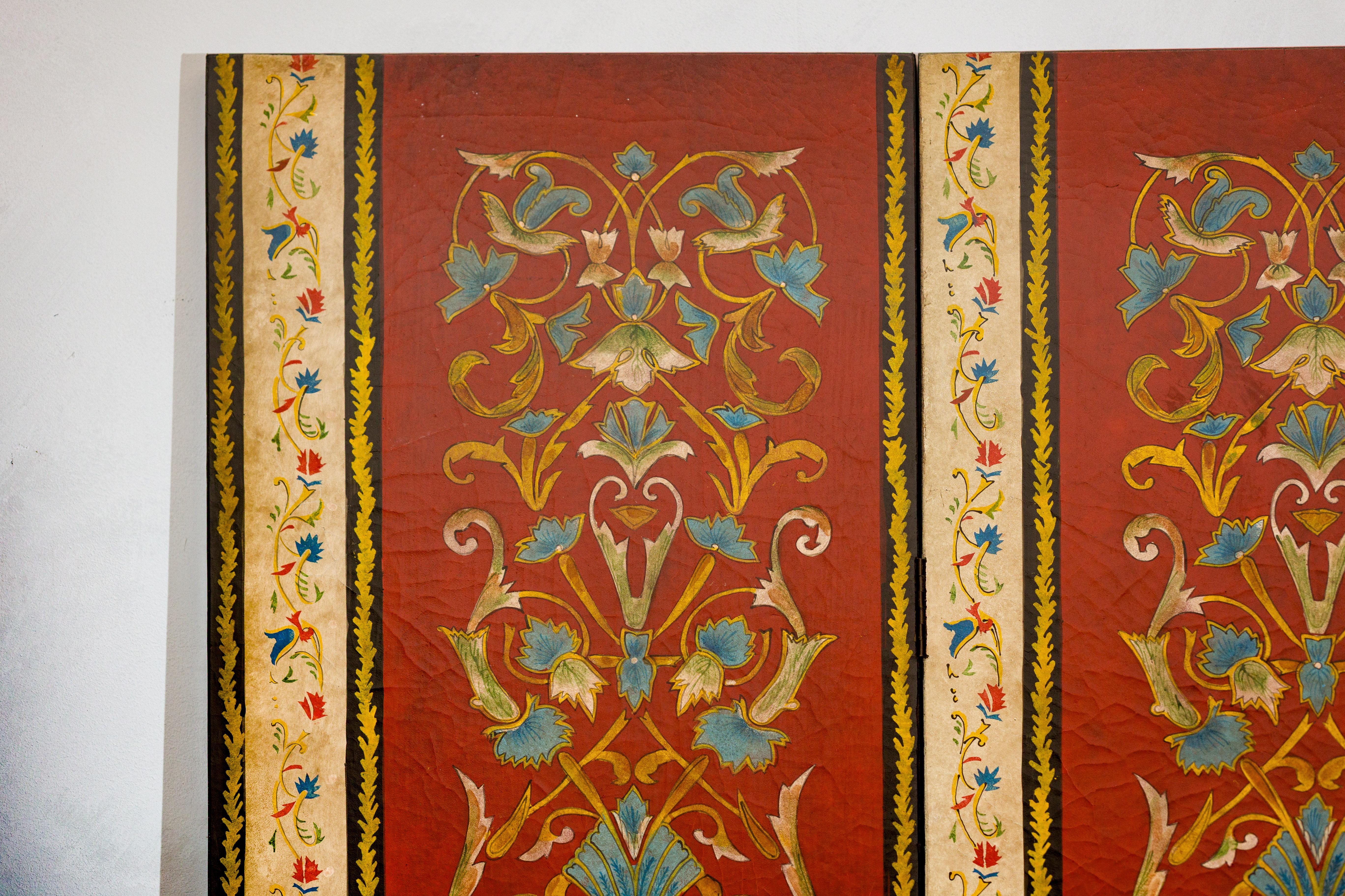 Four-Panel Red Lacquer Folding Screen with Hand-Painted Floral Scrollwork For Sale 4