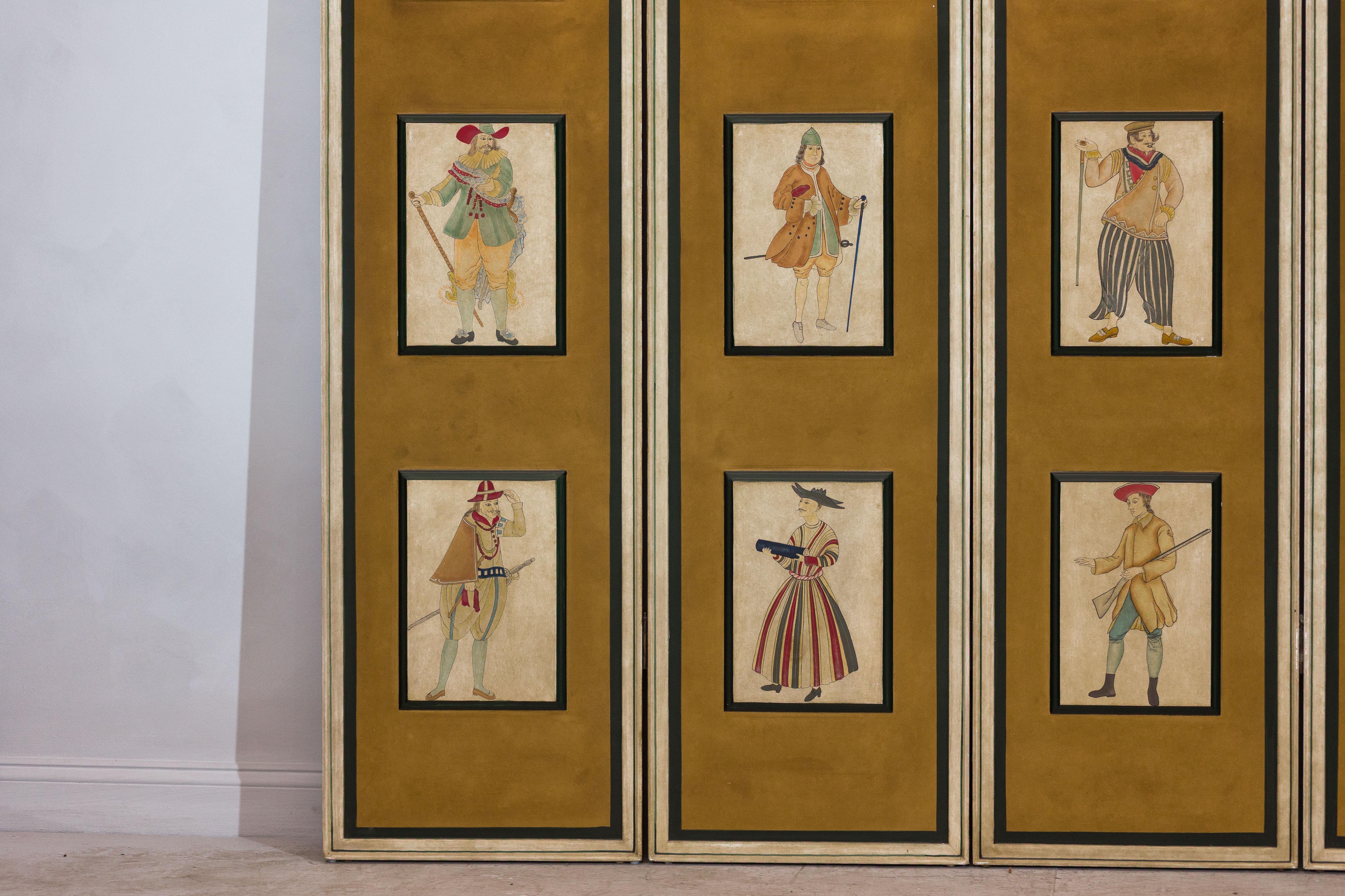 Legno Paravento a quattro pannelli con figure di costumi teatrali dipinte su pannelli rialzati in vendita