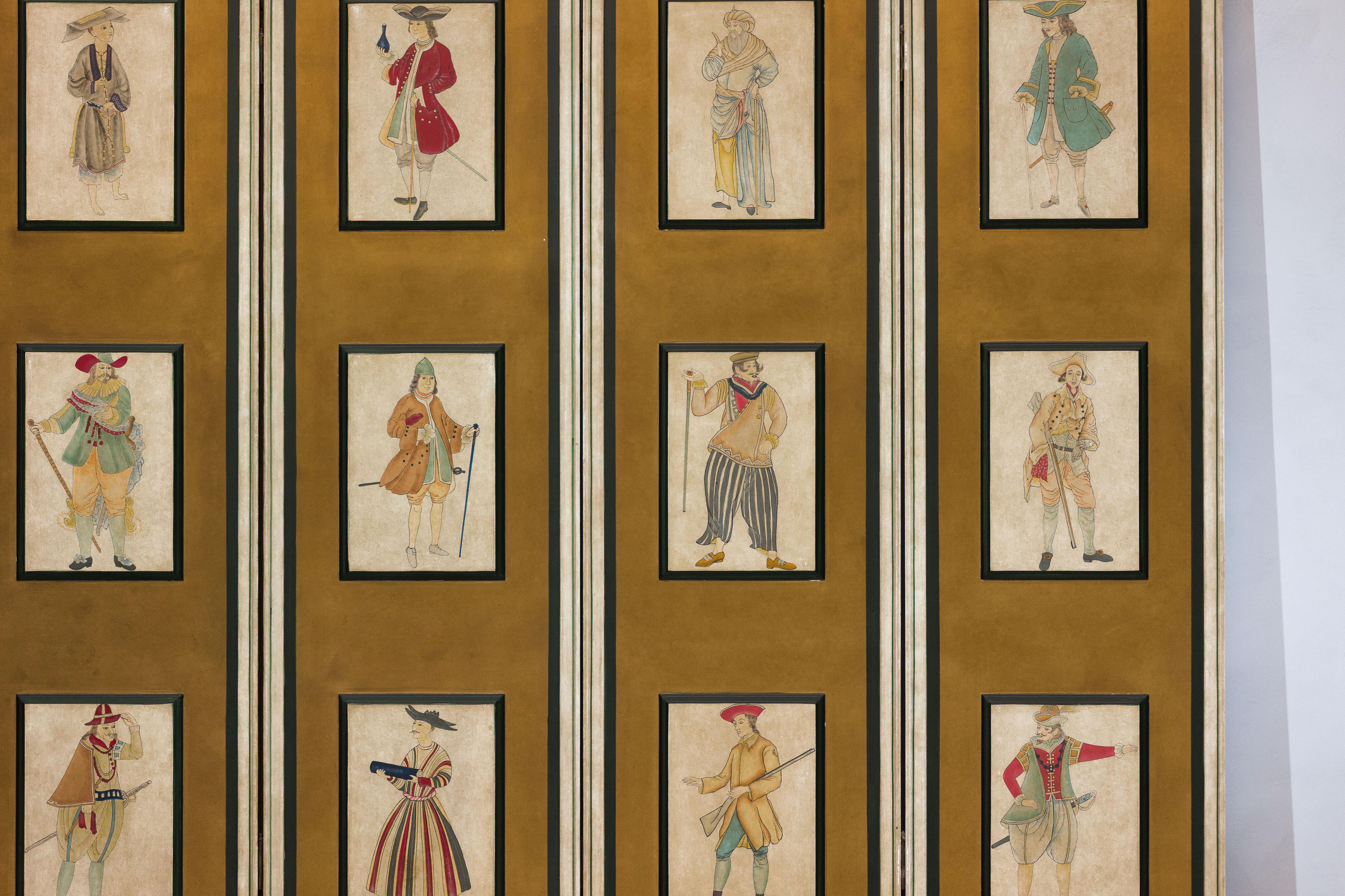 Paravento a quattro pannelli con figure di costumi teatrali dipinte su pannelli rialzati in vendita 1