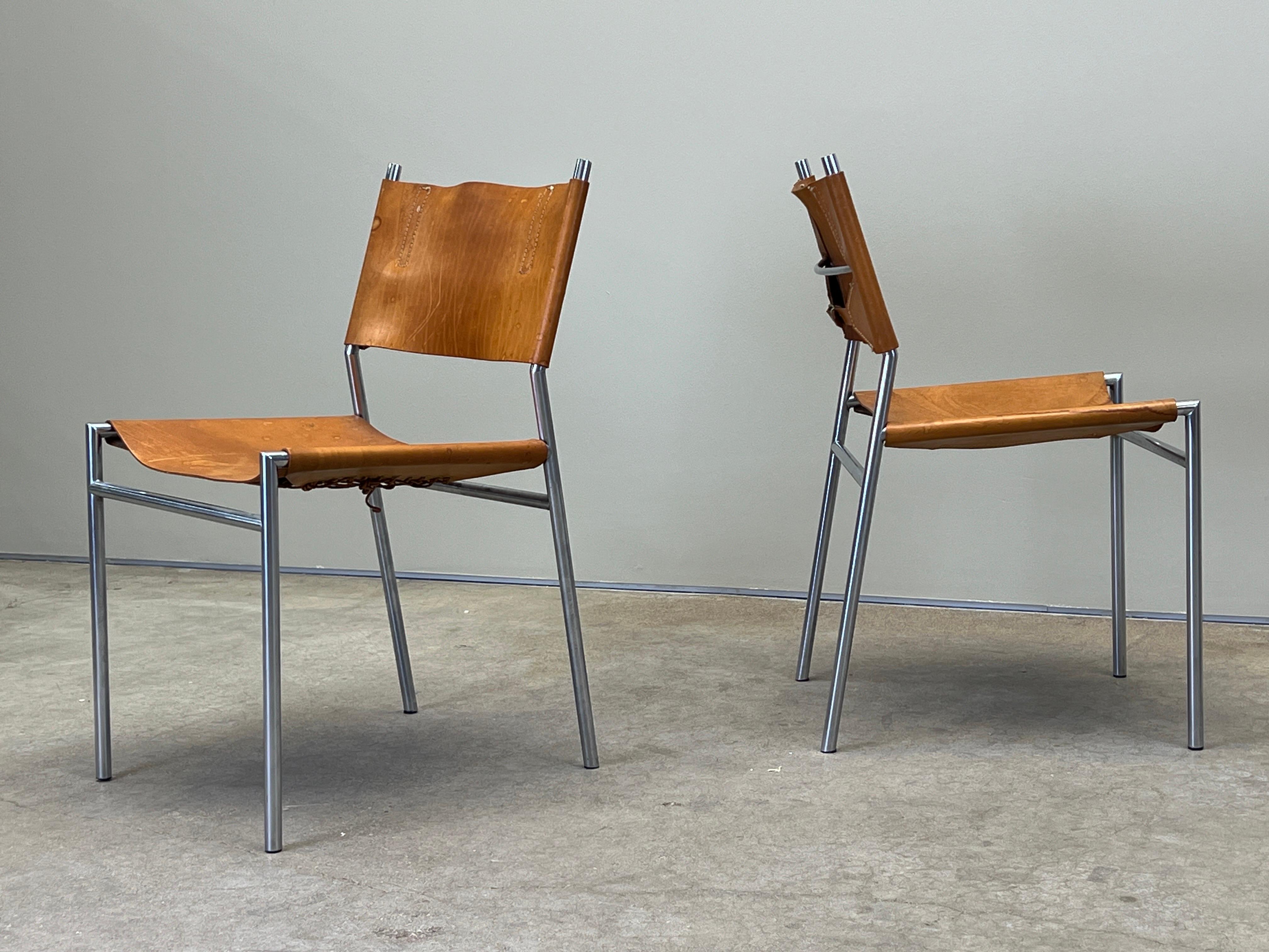 Four Patinated Leather Dining Chairs by Martin Visser In Good Condition For Sale In Dallas, TX