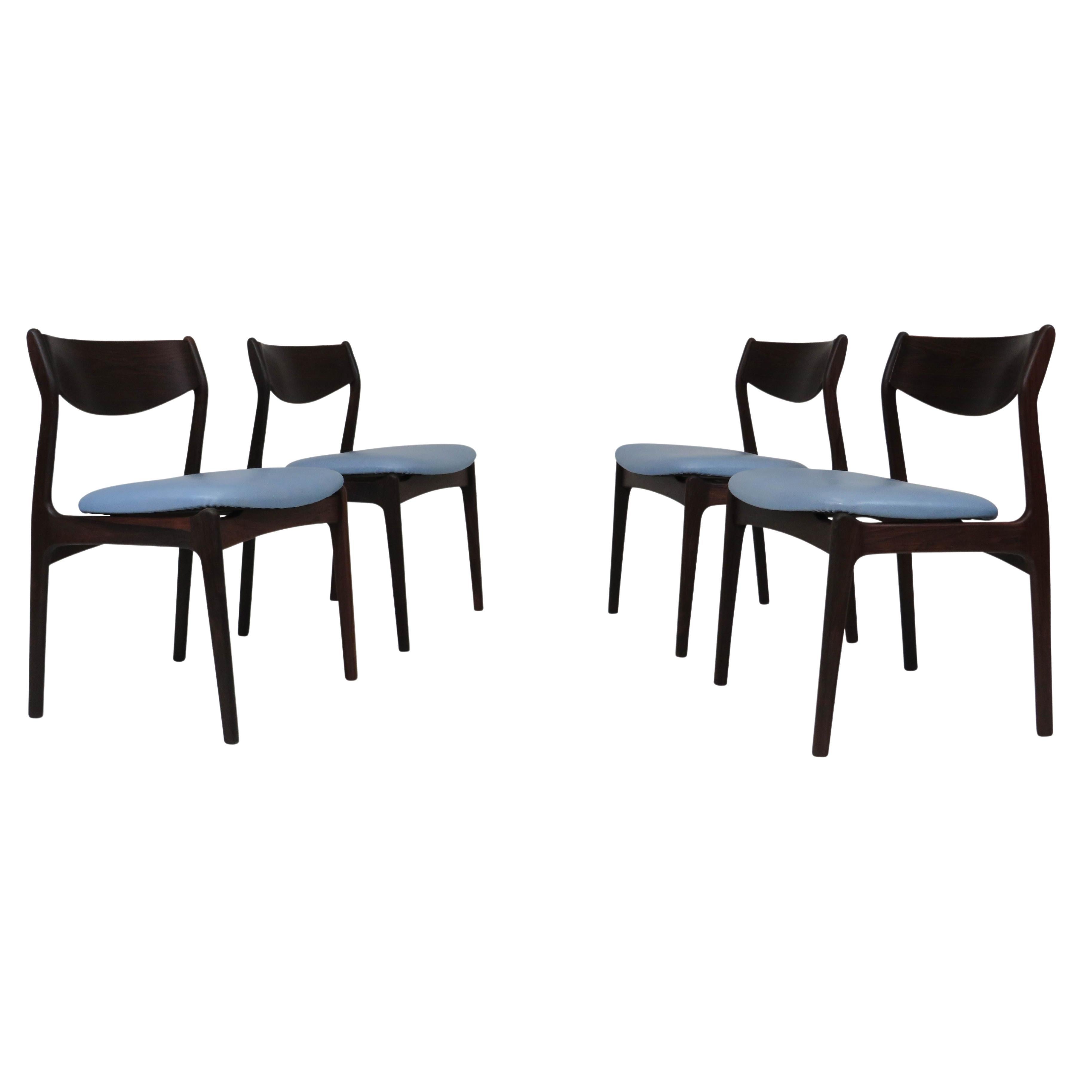Quatre chaises de salle à manger danoises PE Jorgensen en bois de rose et cuir bleu ciel