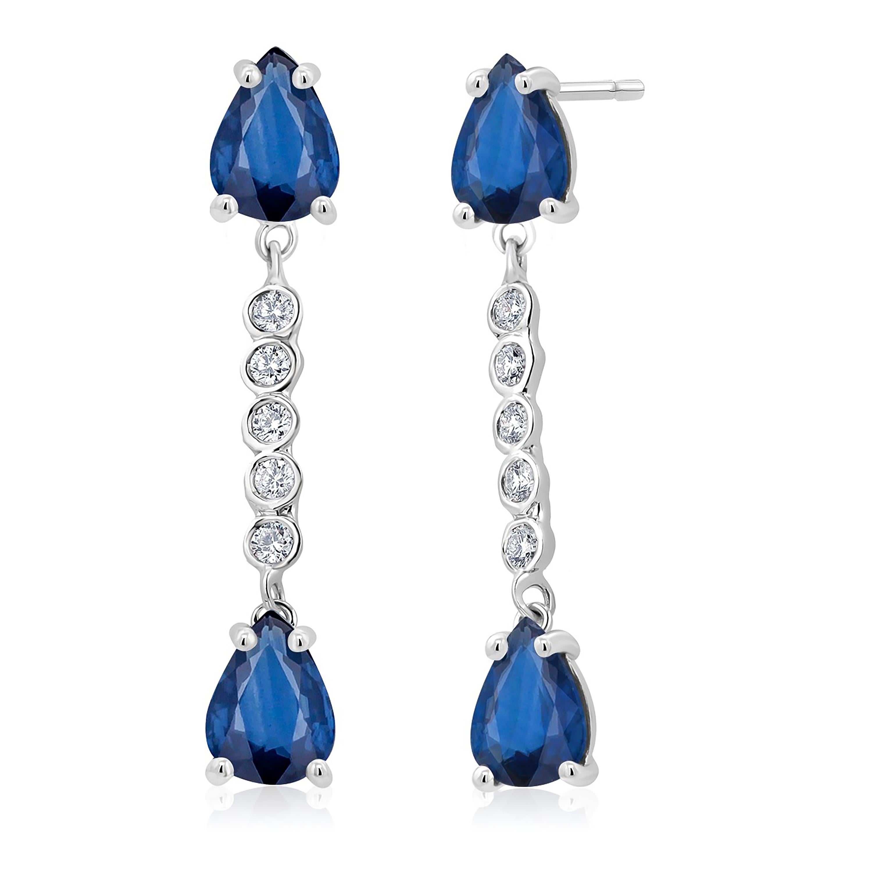 Four Pear Sapphires Diamond 3.55 Carat 1.25 Inch Long Dangle White Gold Earrings In New Condition For Sale In New York, NY