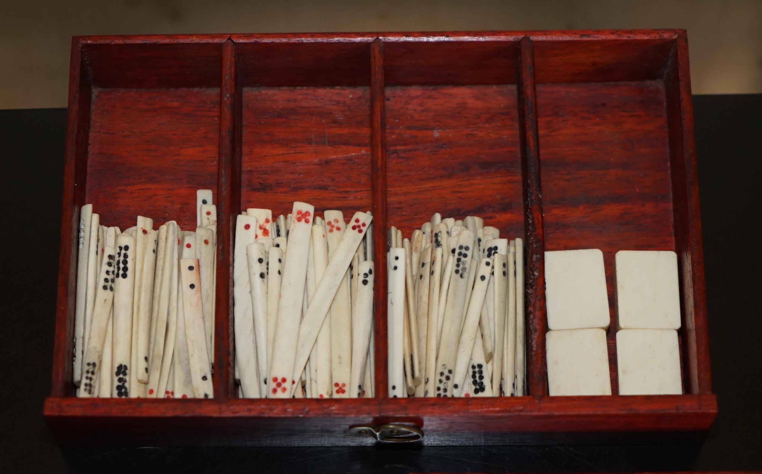 FOUR PERSON ANTIQUE MAHJONG SUITE CIRCA 1920's CHINESE EXPORT PERIOD WITH STAND For Sale 4