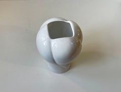 Four Petal Modernist Vase in White Porcelain, 1970s