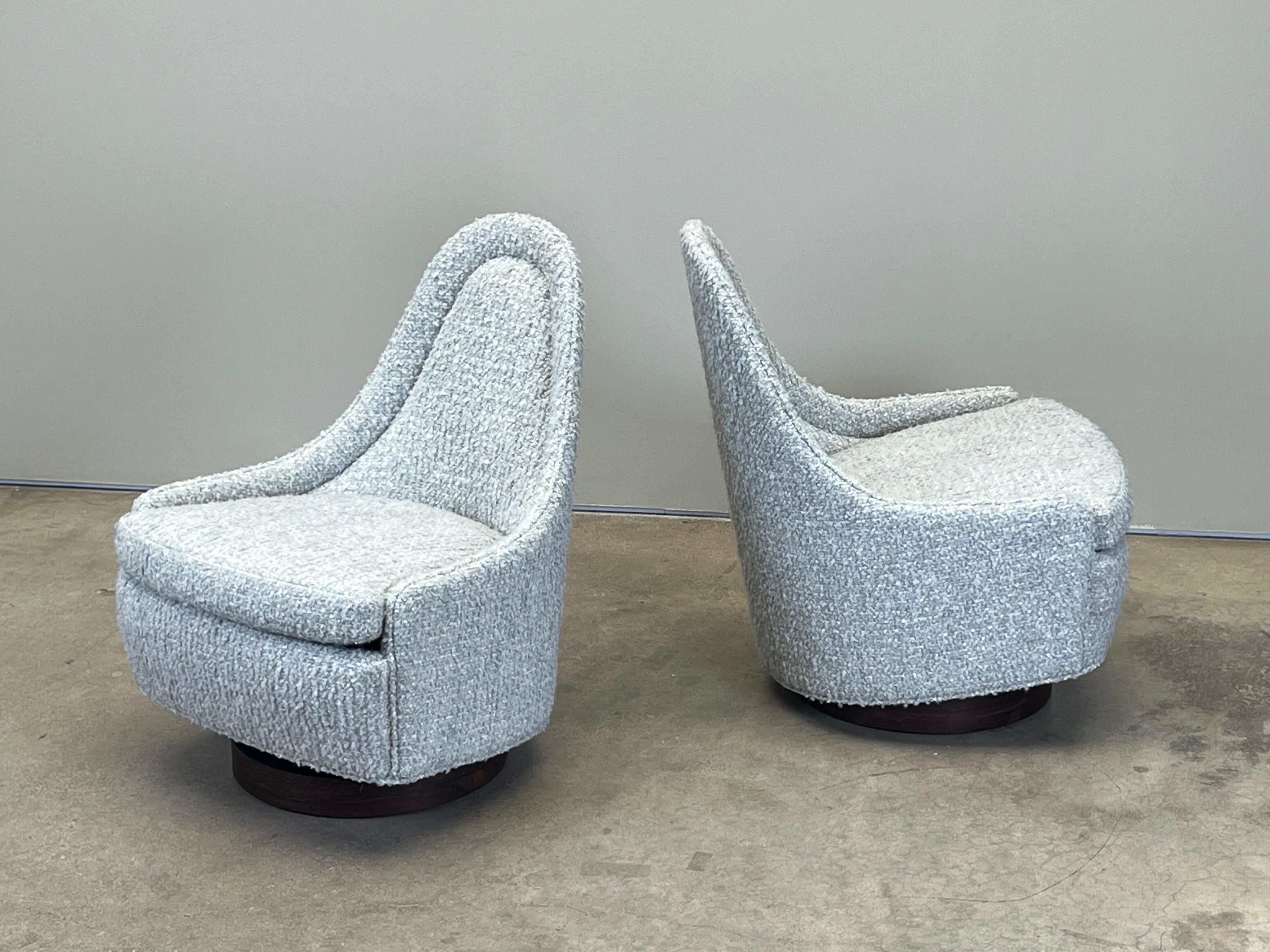 Quatre petites chaises pivotantes et à bascule de Milo Baughman en vente 8