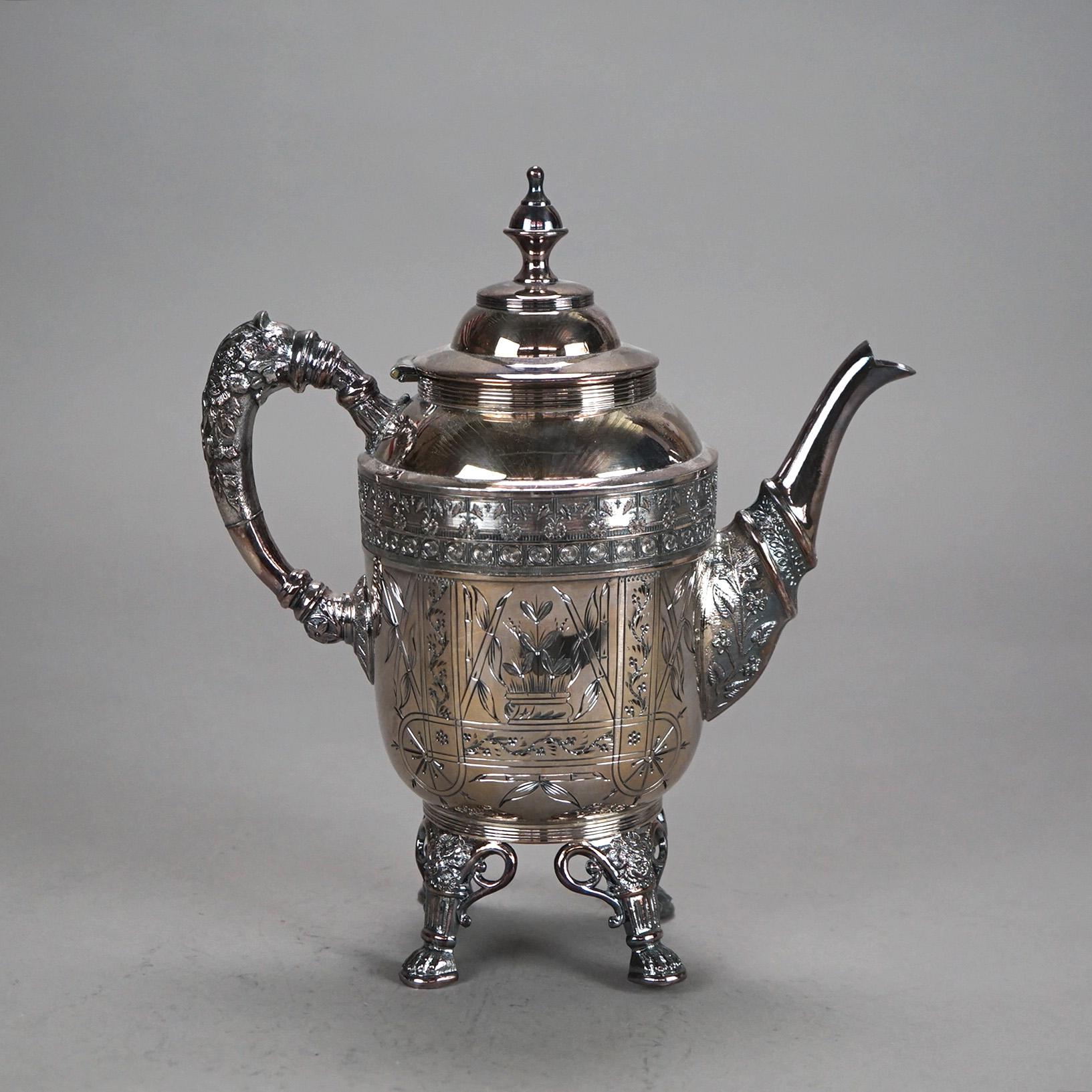 Servizio da tè con piedini in quattro pezzi antico placcato in argento C1890 in vendita 5