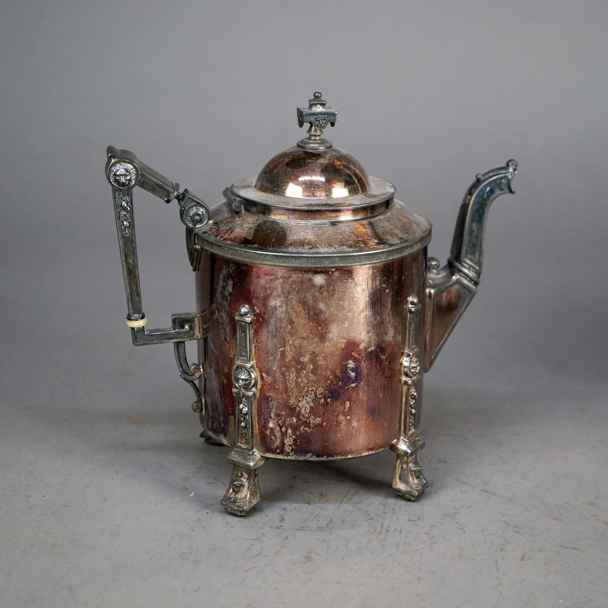 Juego de té antiguo de cuatro piezas con pie plateado C1890 Chapado en plata en venta