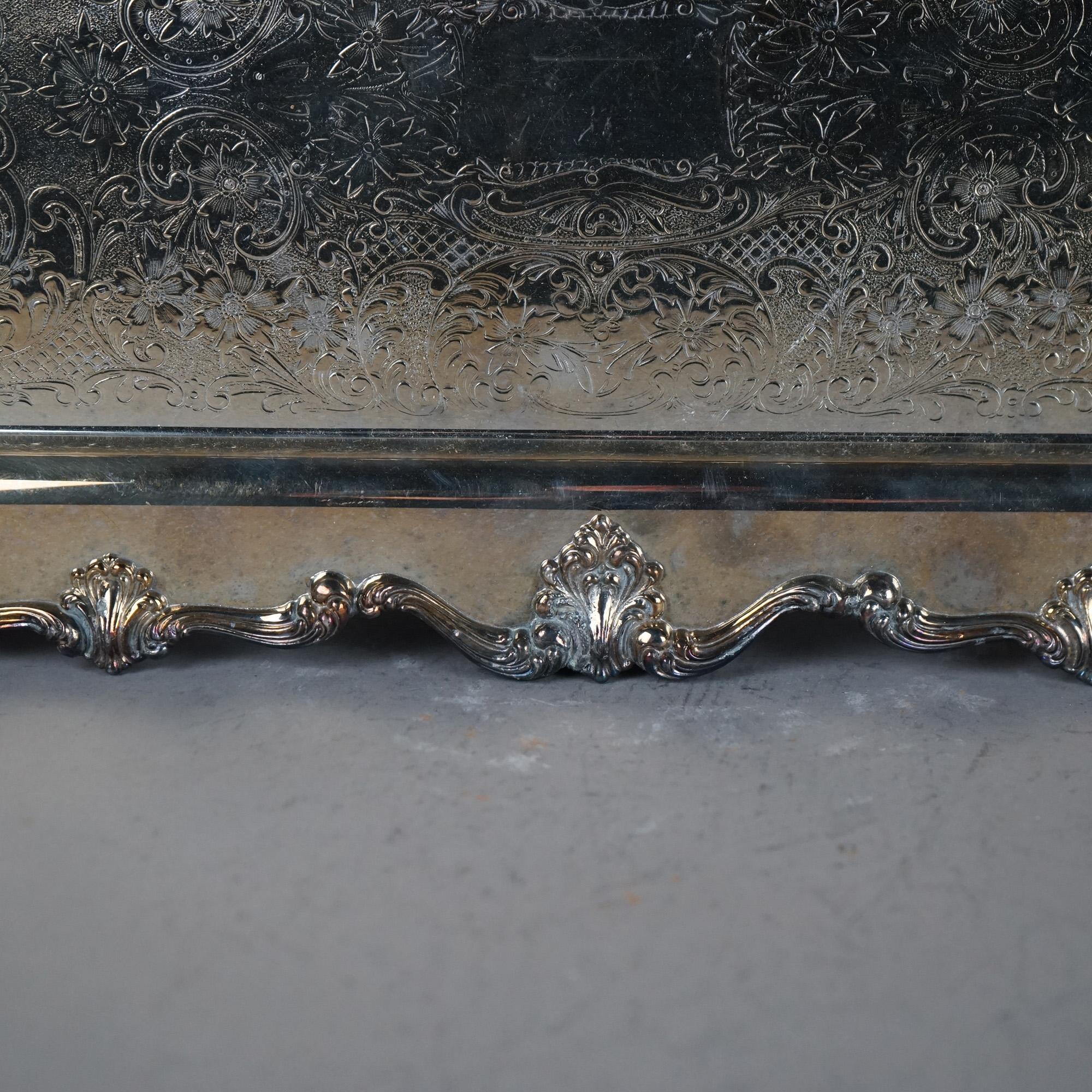 Servizio da tè con piedini in quattro pezzi antico placcato in argento C1890 in vendita 1