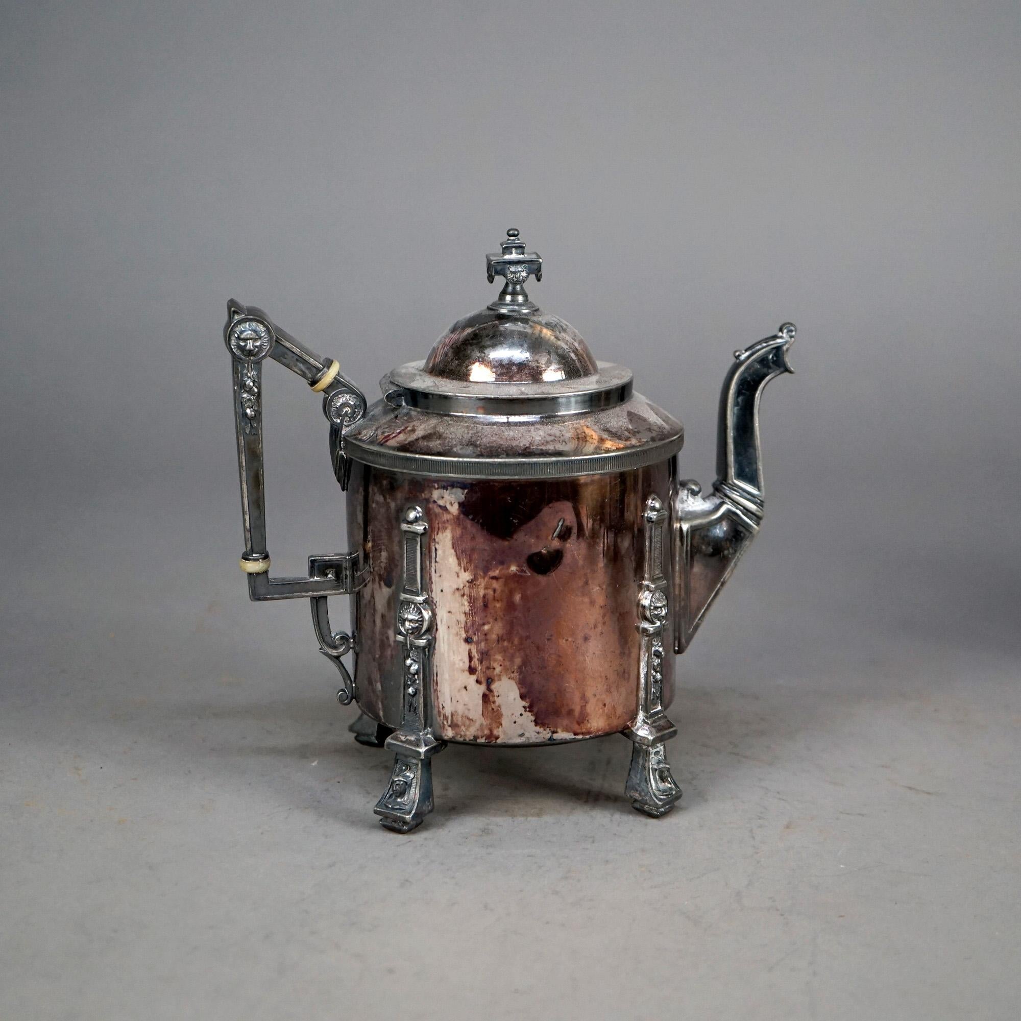 Juego de té antiguo de cuatro piezas con pie plateado C1890 en venta 3