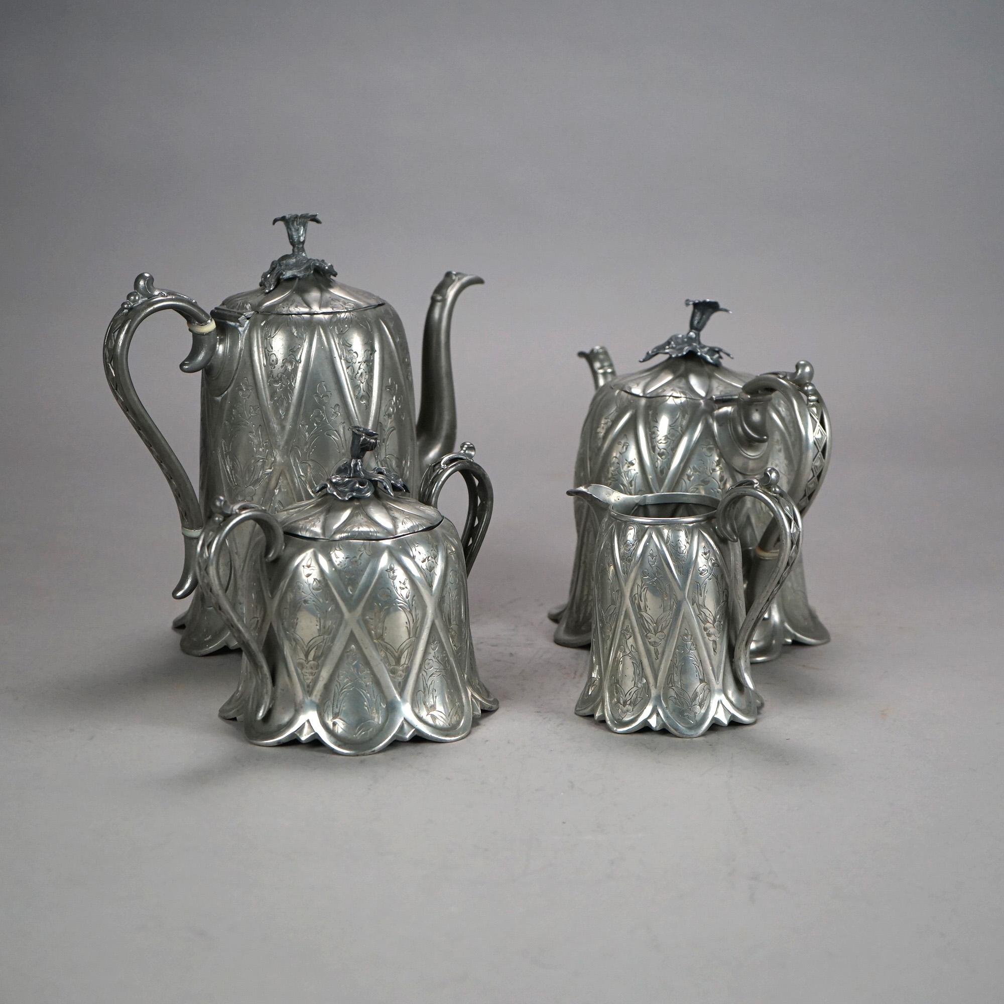 XIX secolo Servizio da tè antico in argento placcato in quattro pezzi C1890 in vendita