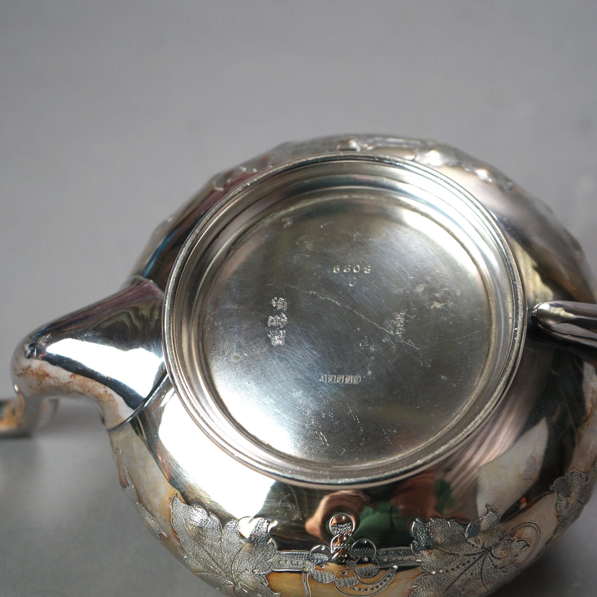 Servizio da tè antico in argento placcato in quattro pezzi C1890 in vendita 4