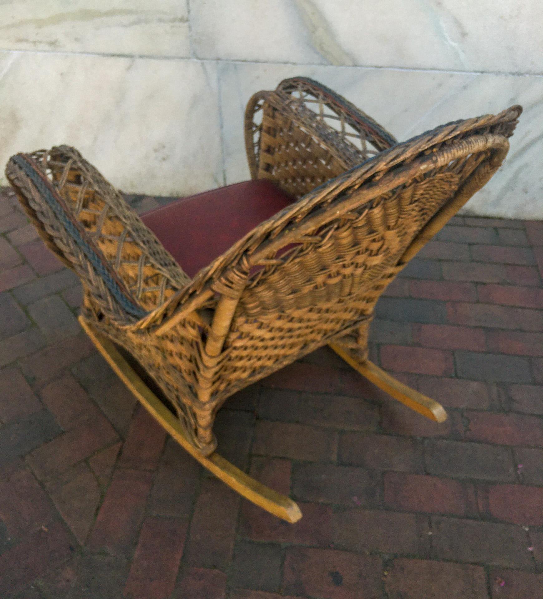 Early 20th Century Four Piece Art Deco American Ypsilanti Co. Wicker Suite w Rare Colored Reeds  For Sale