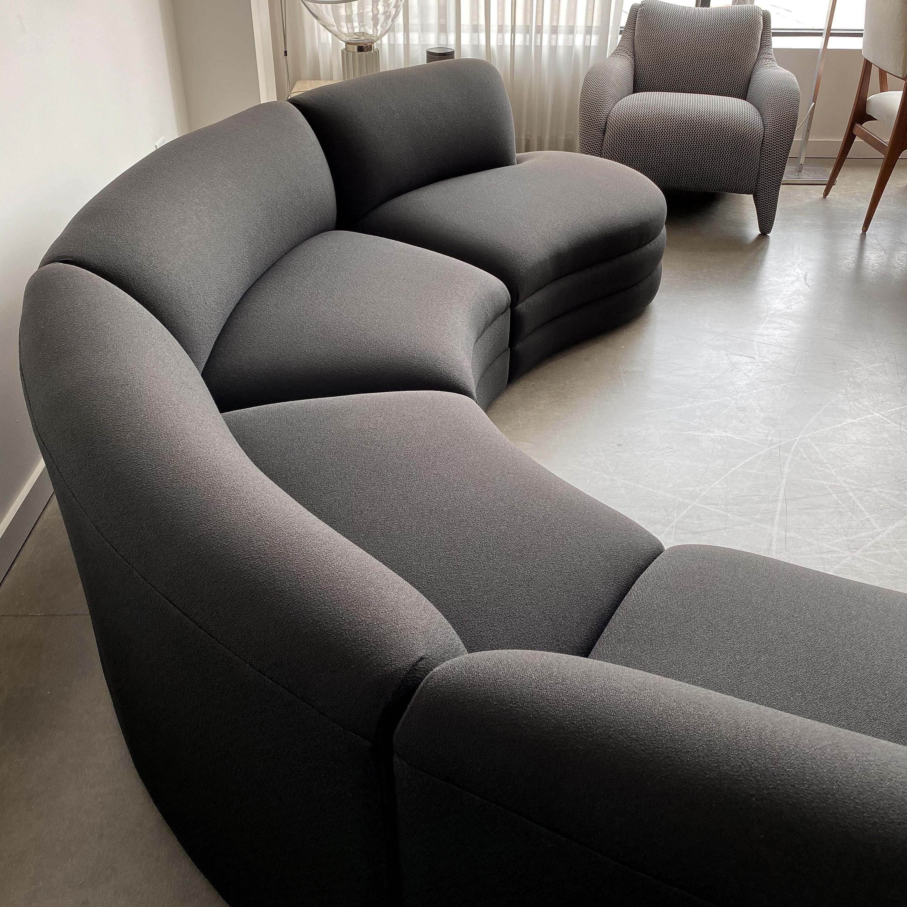 Four Piece Curved Sectional Sofa Attributed to Vladimir Kagan 8