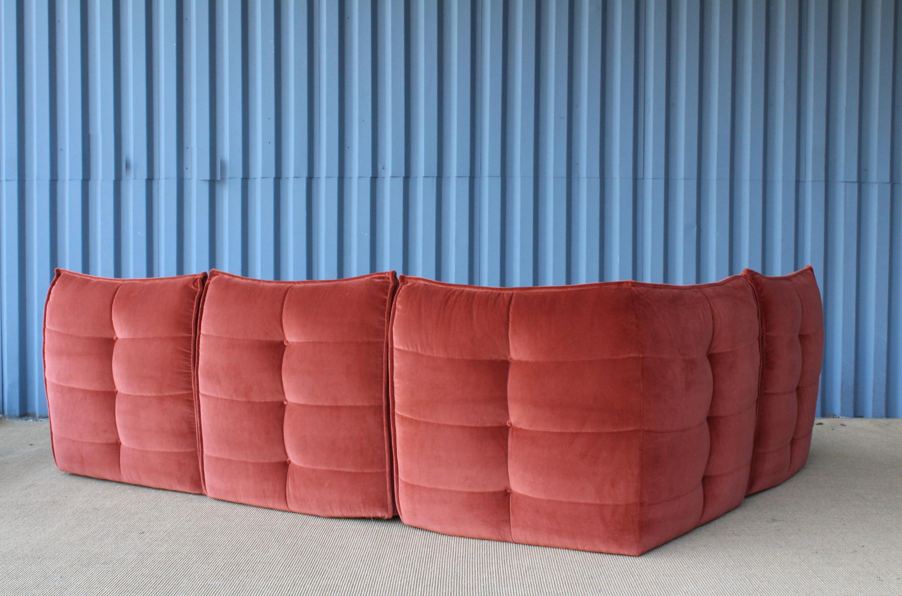 Four-Piece Sectional Sofa, Italy, 1960s (Moderne der Mitte des Jahrhunderts)
